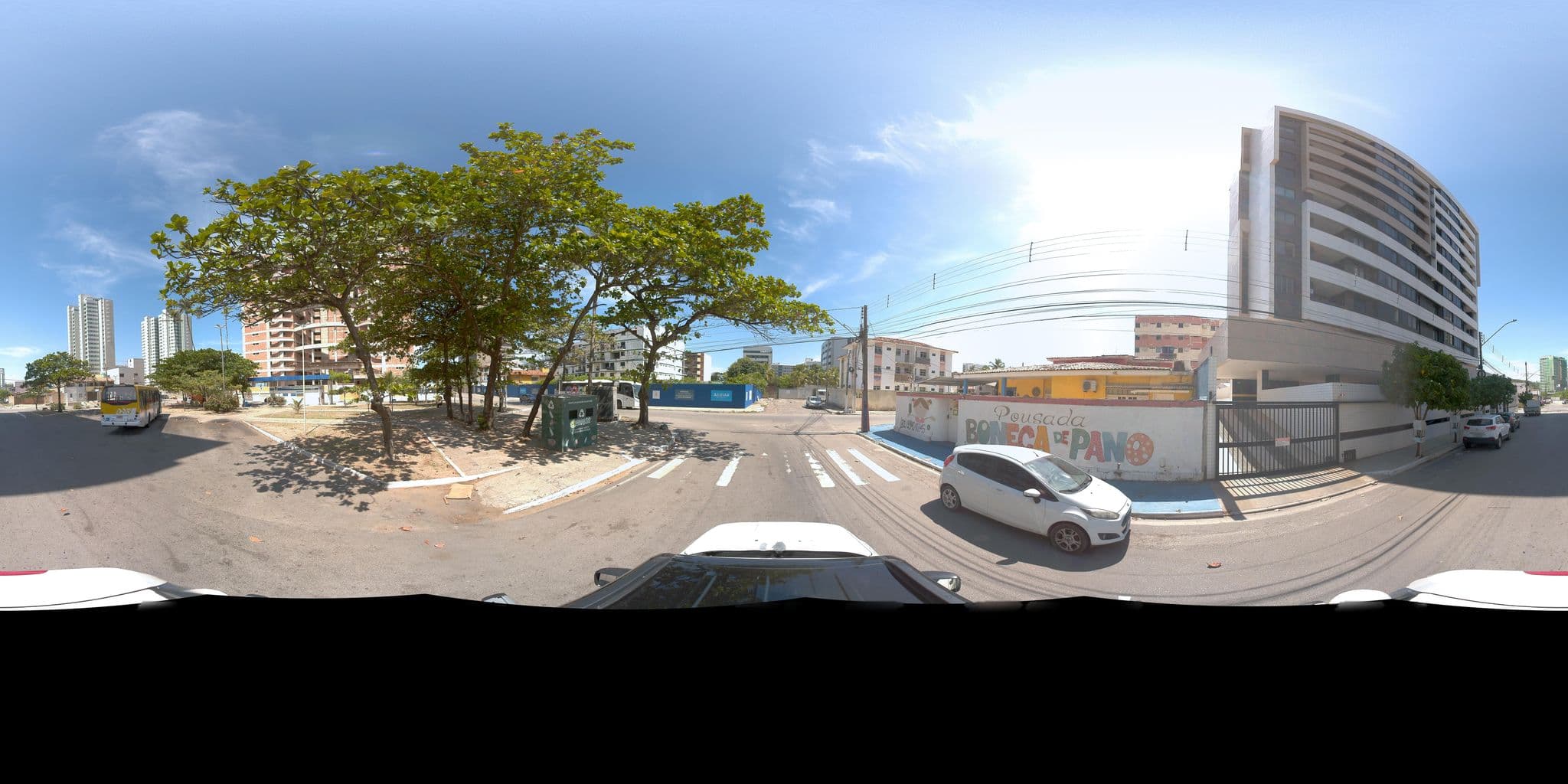 Street view near Pousada Boneca de Pano, Maceió — © viniciusmap (CC BY-SA · Mapillary)