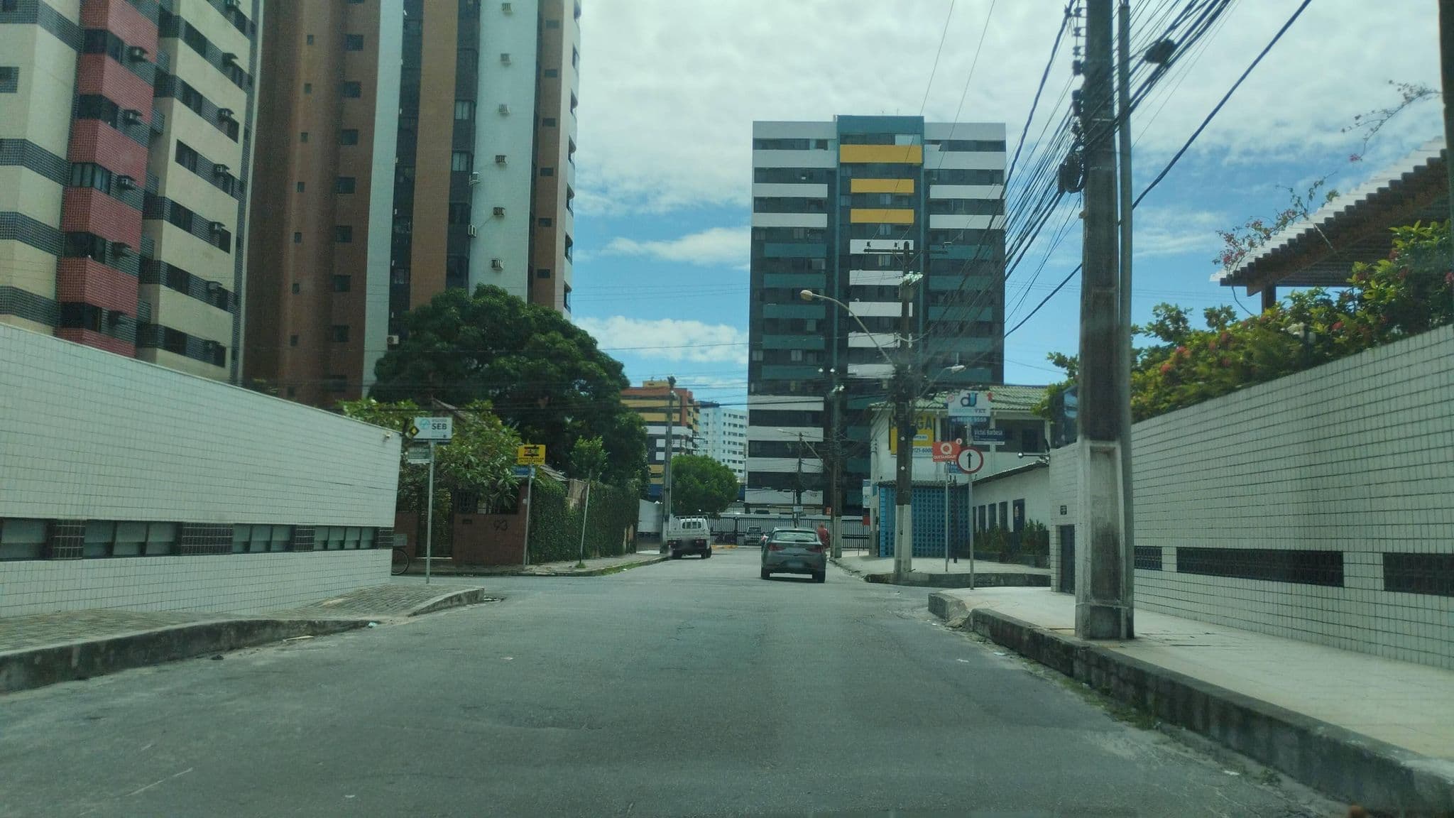 Street view near Ponta Verde Hostel e Pousada, Maceió — © Kaart_Local (CC BY-SA · Mapillary)