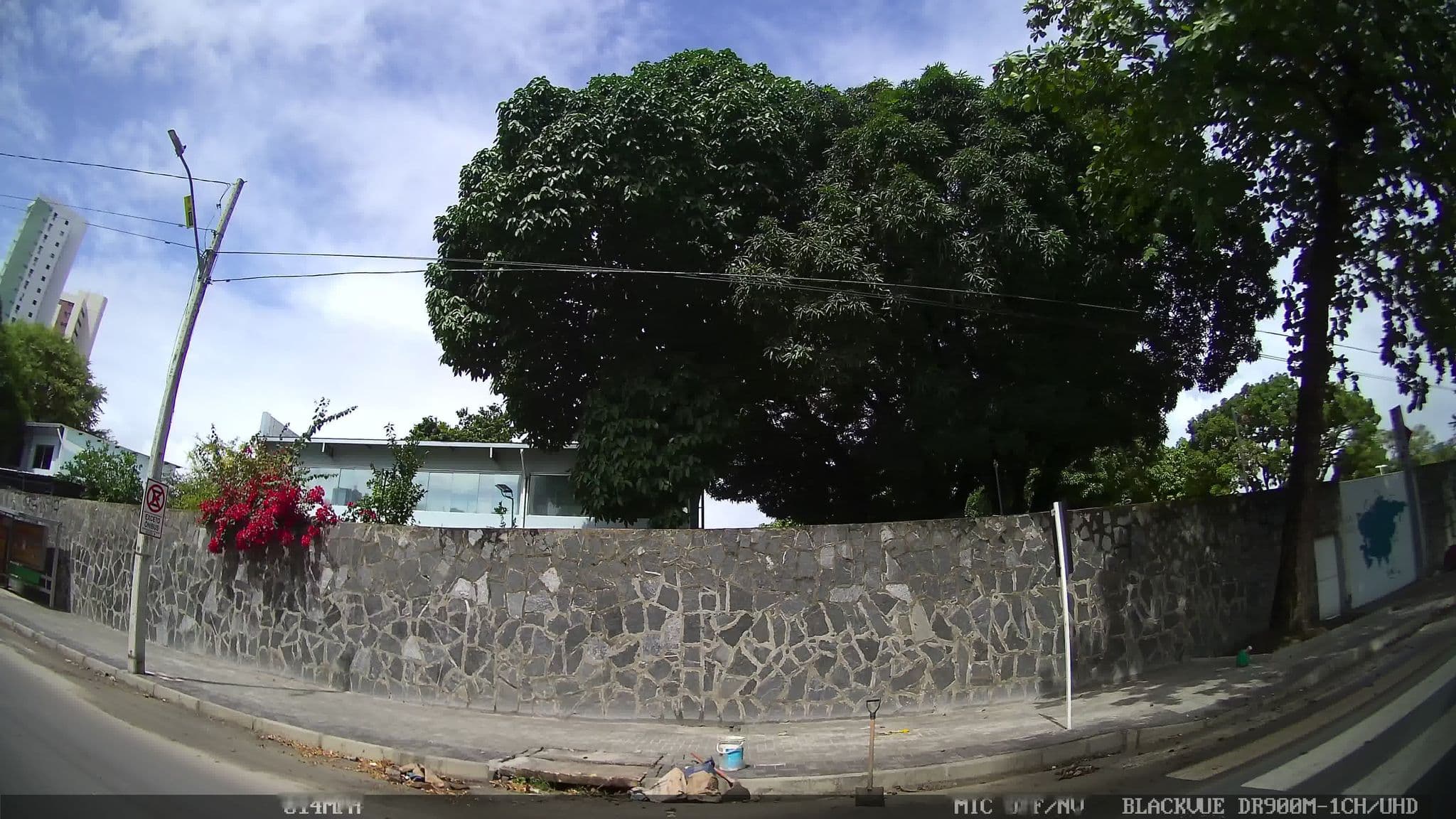 Street view near Inter Hotel, Recife — © kaart_4 (CC BY-SA · Mapillary)