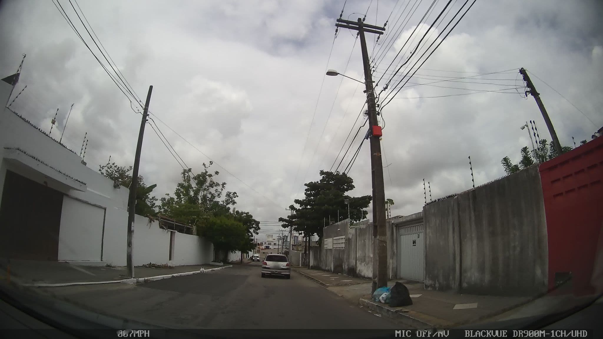 Street view near Pousada Além do Horizonte, Natal — © kaart_4 (CC BY-SA · Mapillary)