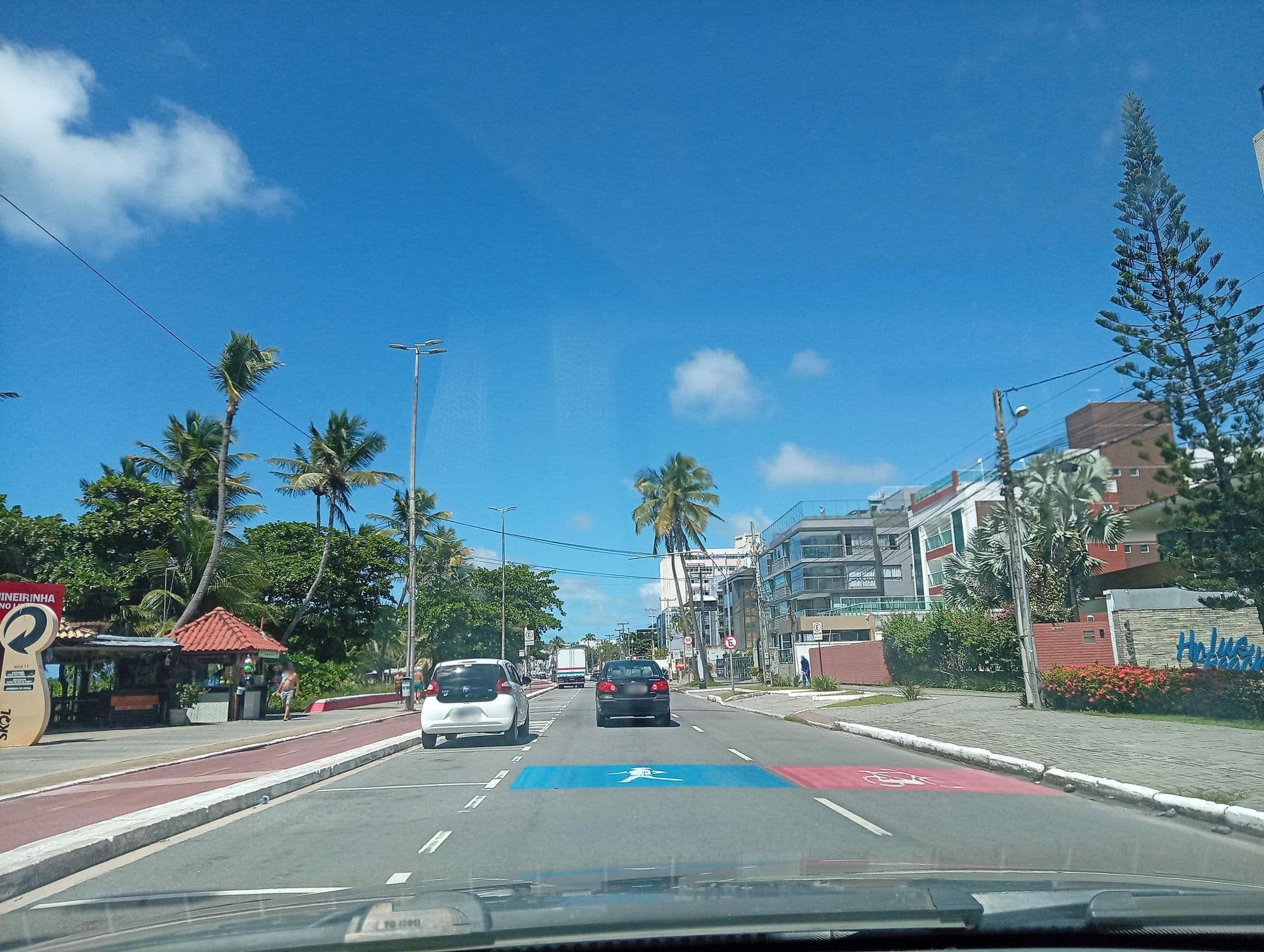 Street view near Hplus Beach Hotel, João Pessoa — © raphaelmirc (CC BY-SA · Mapillary)