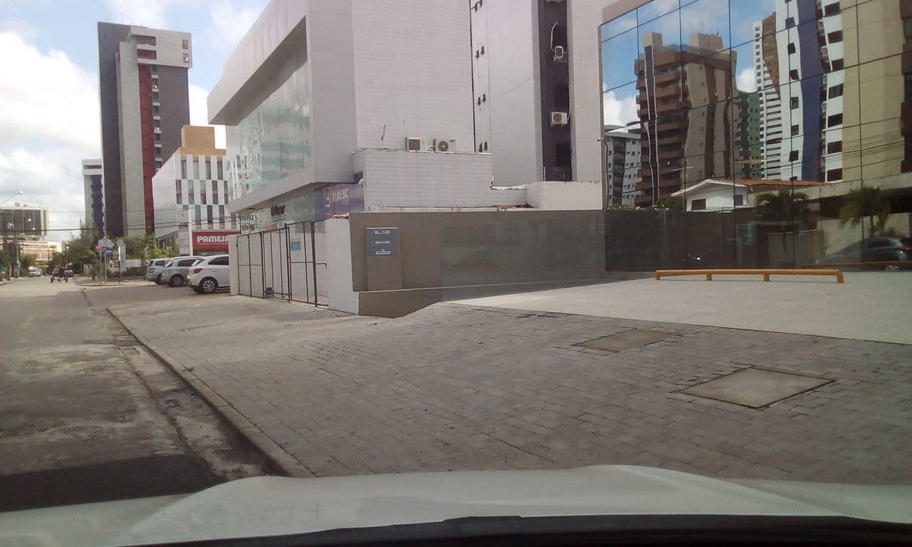 Street view near Piscina Hotel Manaíra, João Pessoa — © fredporto (CC BY-SA · Mapillary)