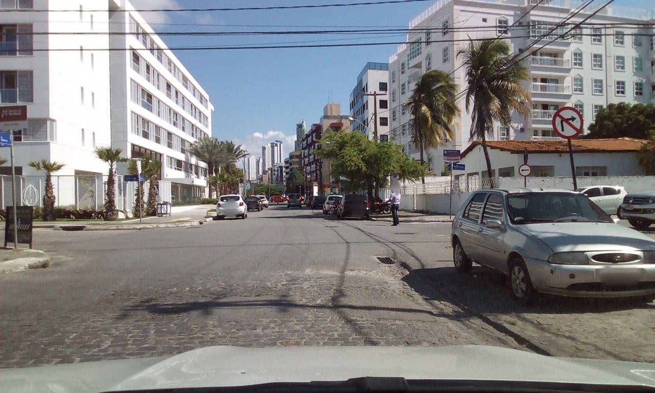 Street view near Pousada Boi Bumbá Praia, João Pessoa — © fredporto (CC BY-SA · Mapillary)