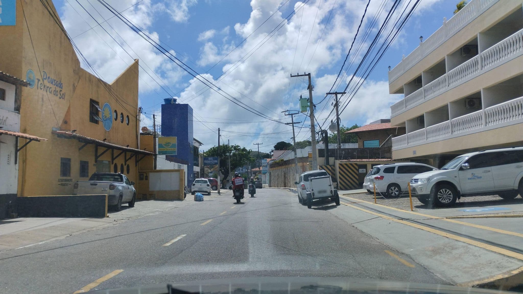 Street view near Kristie Apart Hotel, Natal — © Kaart_Local (CC BY-SA · Mapillary)