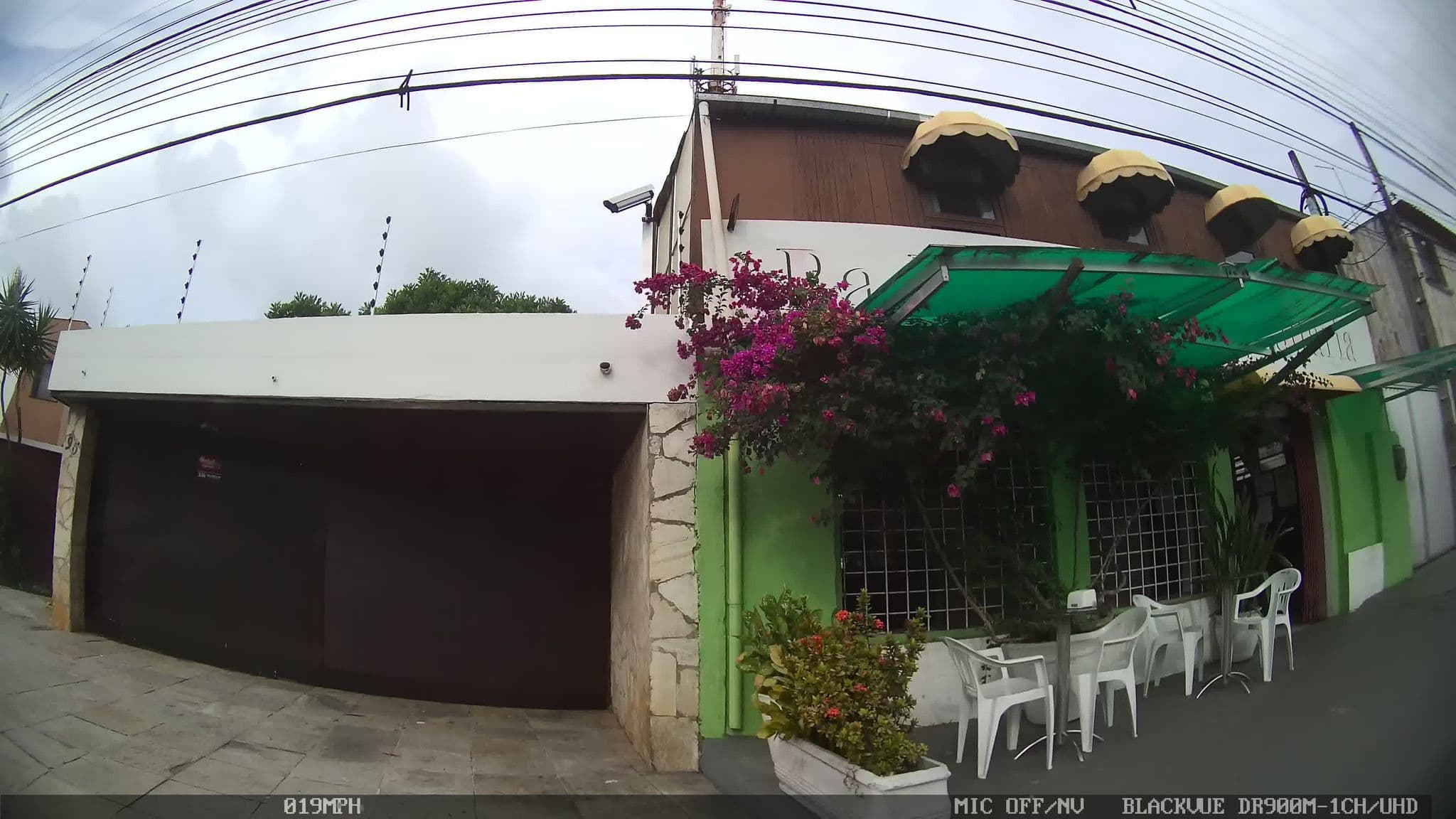 Street view near Laranja Flat, Natal — © kaart_4 (CC BY-SA · Mapillary)
