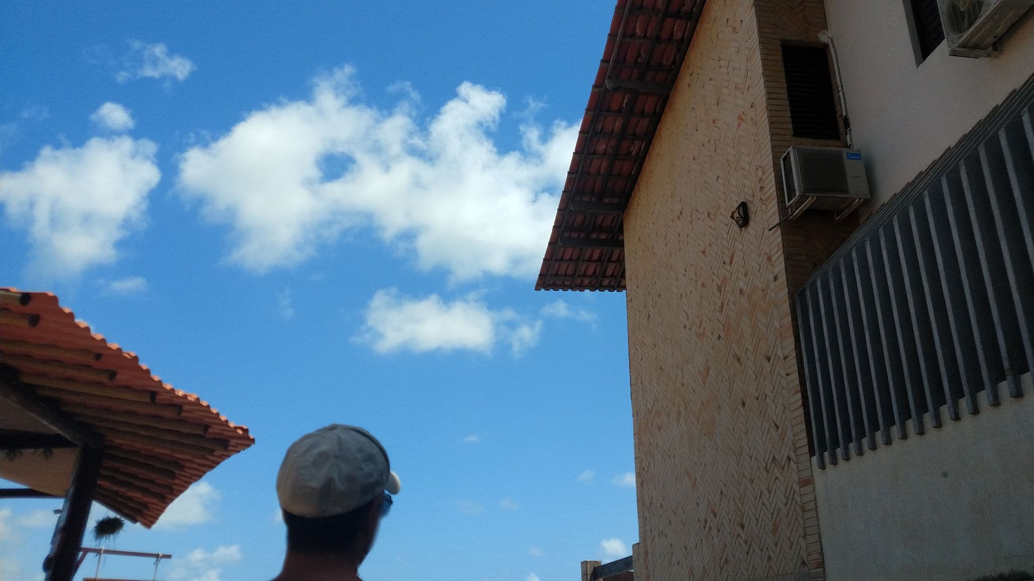 Street view near Ola Brasil Guest House, Tibau do Sul — © georgemaia (CC BY-SA · Mapillary)