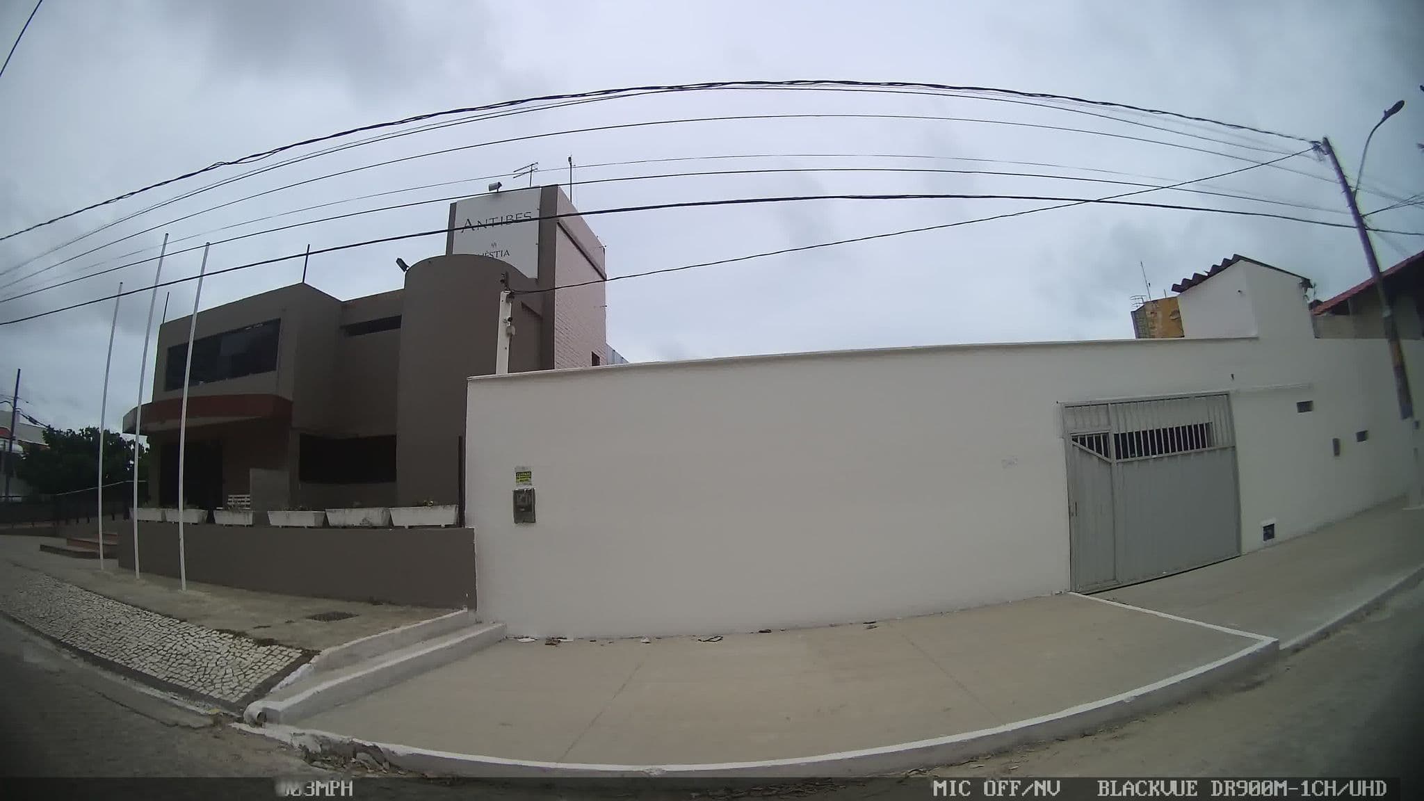 Street view near Divi-Divi Praia Hotel, Natal — © kaart_4 (CC BY-SA · Mapillary)