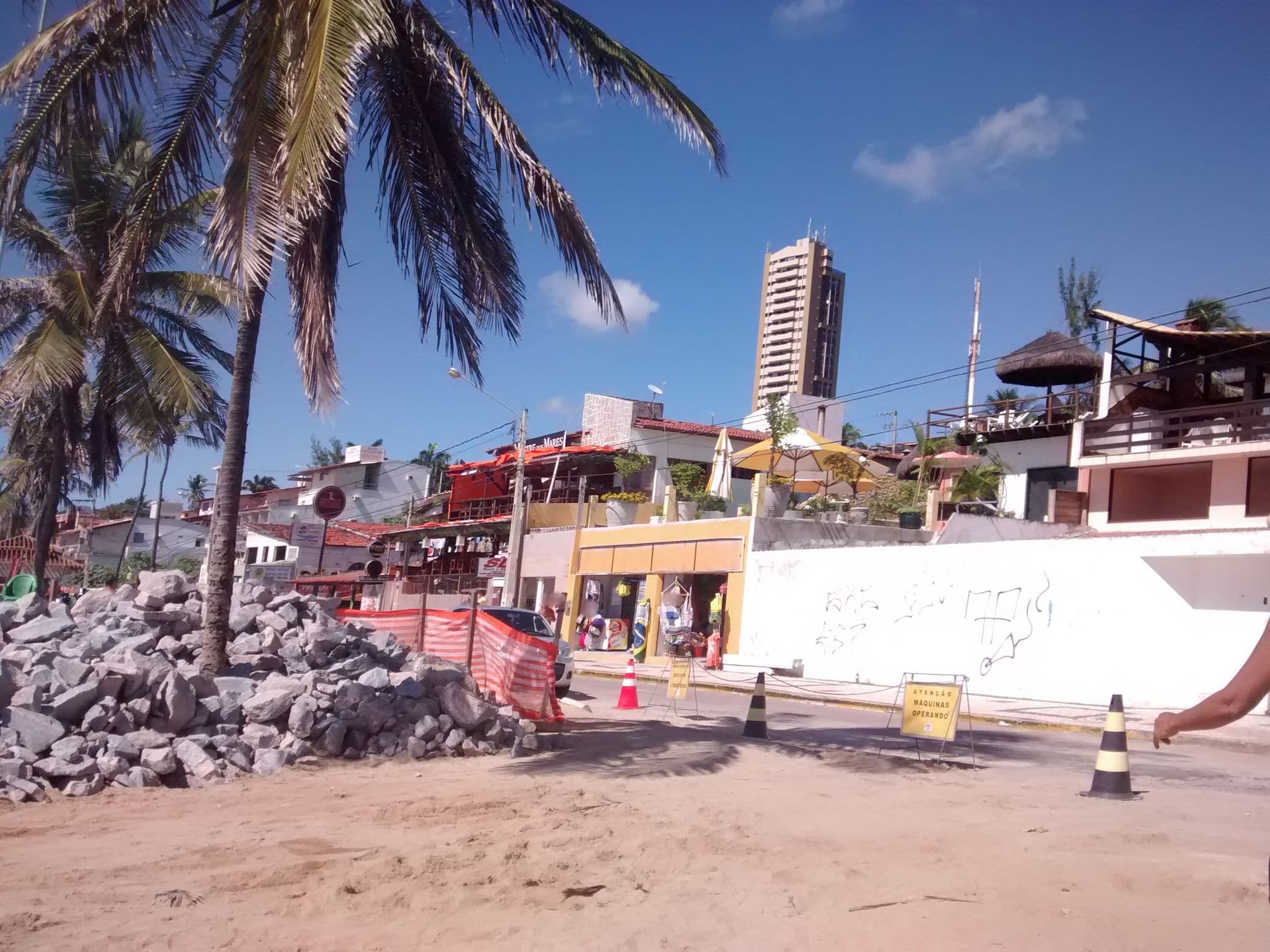 Street view near Ponta Negra Suites - Hospedagem, Natal — © alexandre (CC BY-SA · Mapillary)