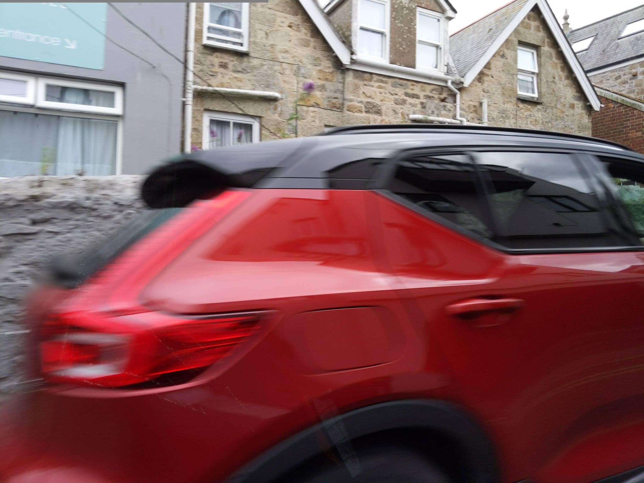 Street view near Gallinas Point Apartments, St Ives — © WaggyDog (CC BY-SA · Mapillary)
