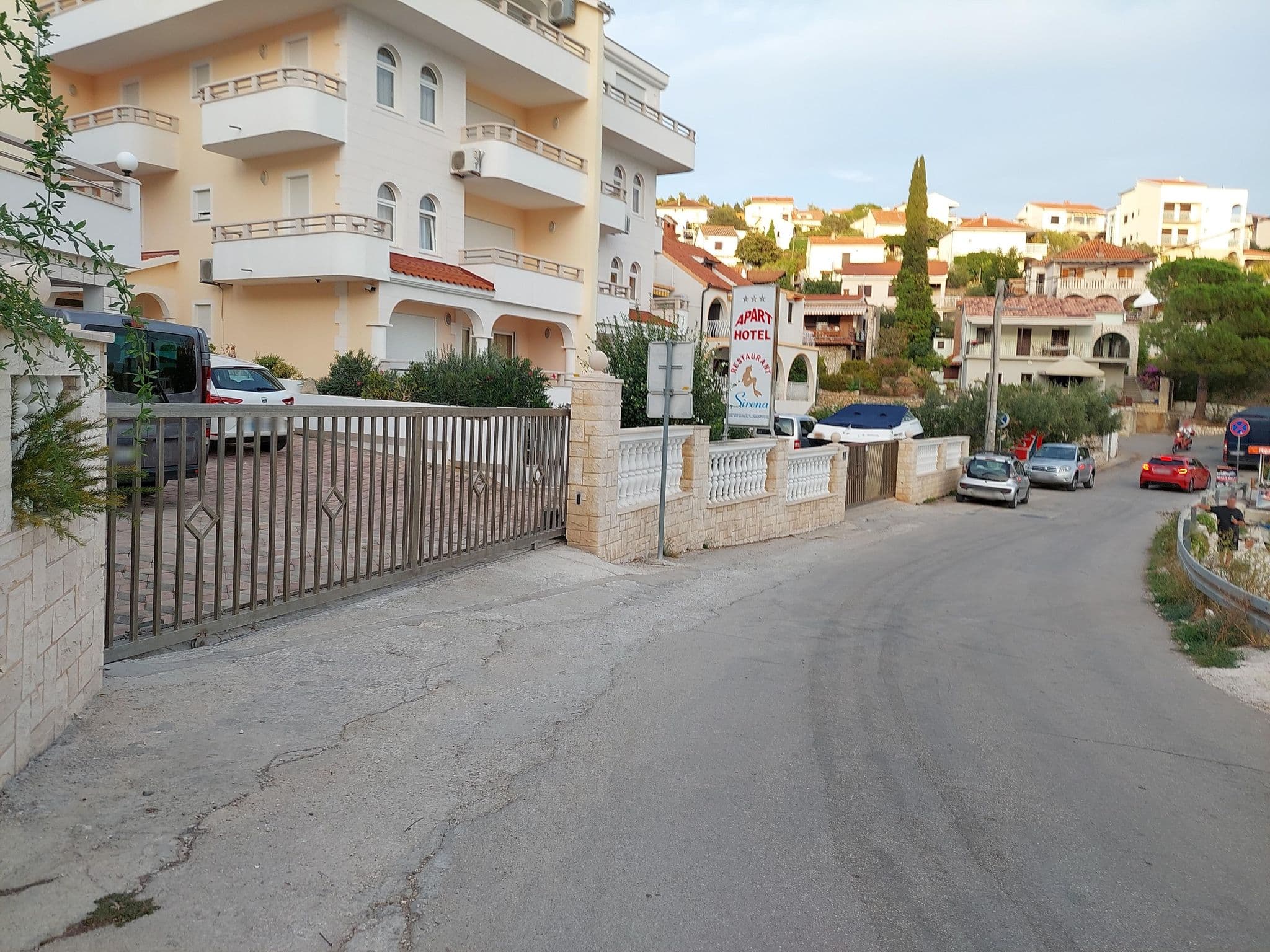 Street view near Prkić, Okrug Gornji — © polar7 (CC BY-SA · Mapillary)