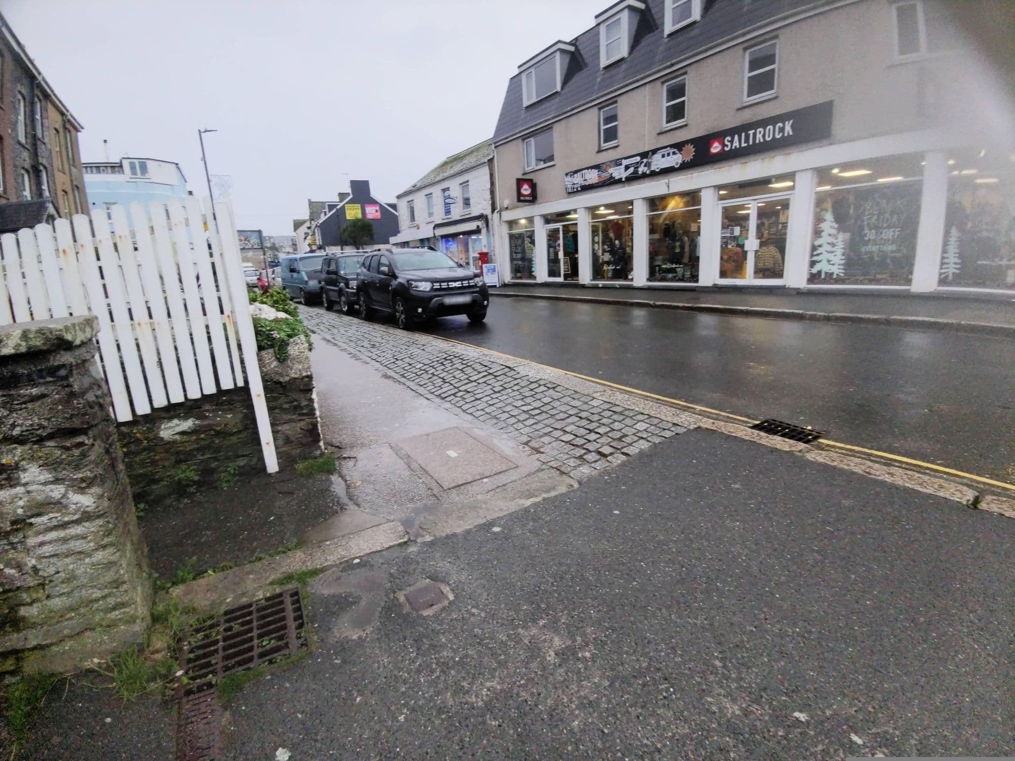 Street view near Seaview Flats, Newquay — © WaggyDog (CC BY-SA · Mapillary)