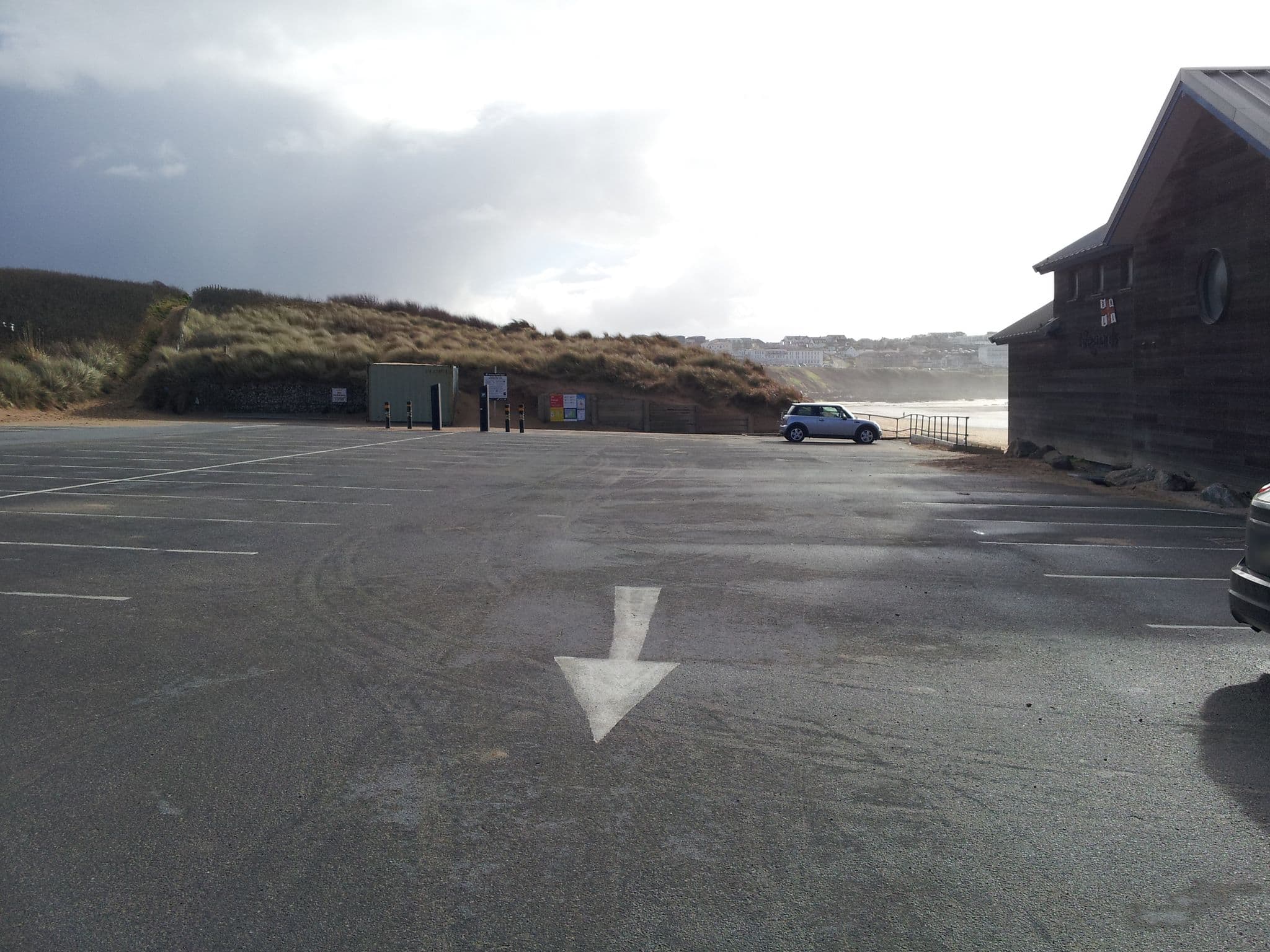 Street view near Rocket, Headland Road, Newquay — © adam2 (CC BY-SA · Mapillary)