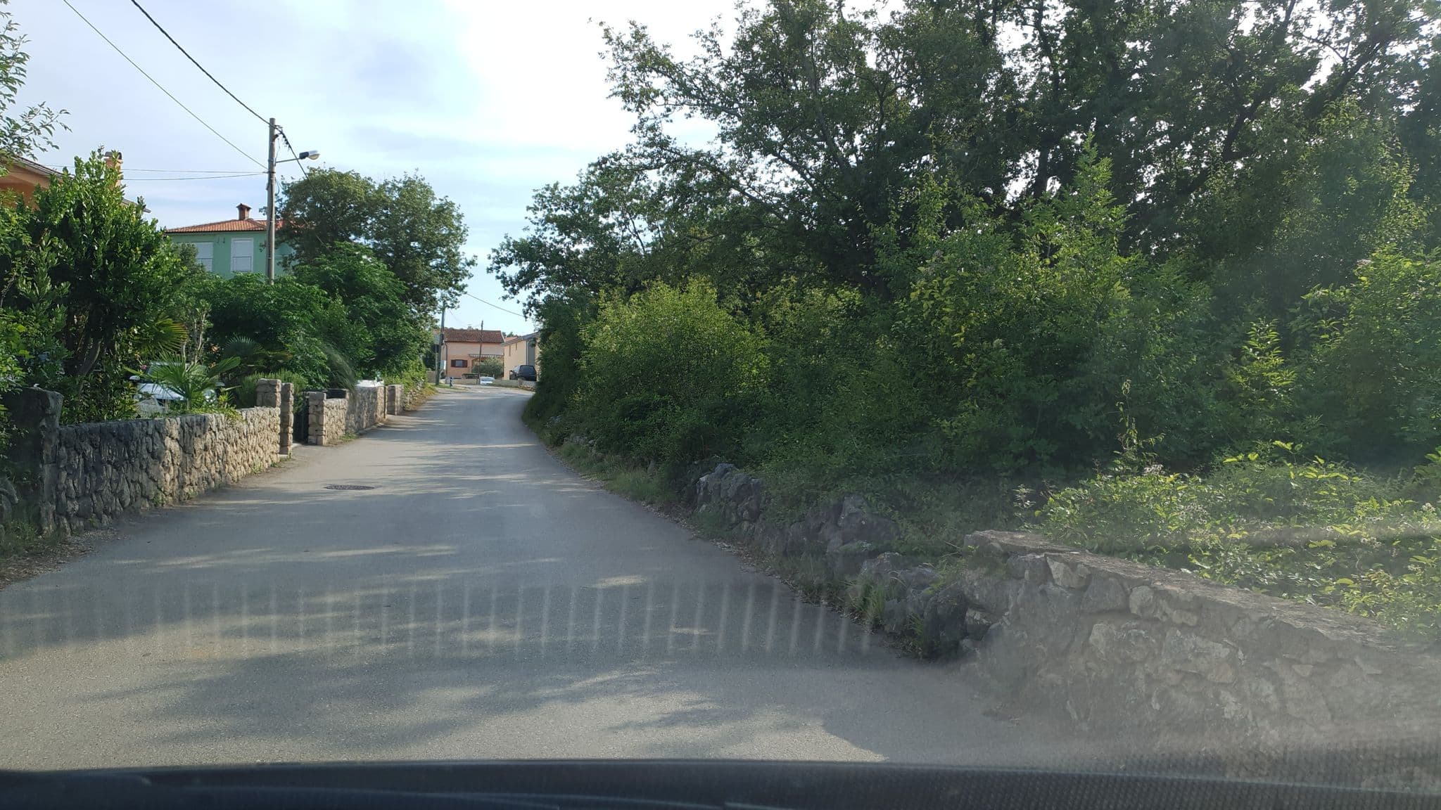 Street view near Apartmani Meštrović, Dramalj — © b166er (CC BY-SA · Mapillary)