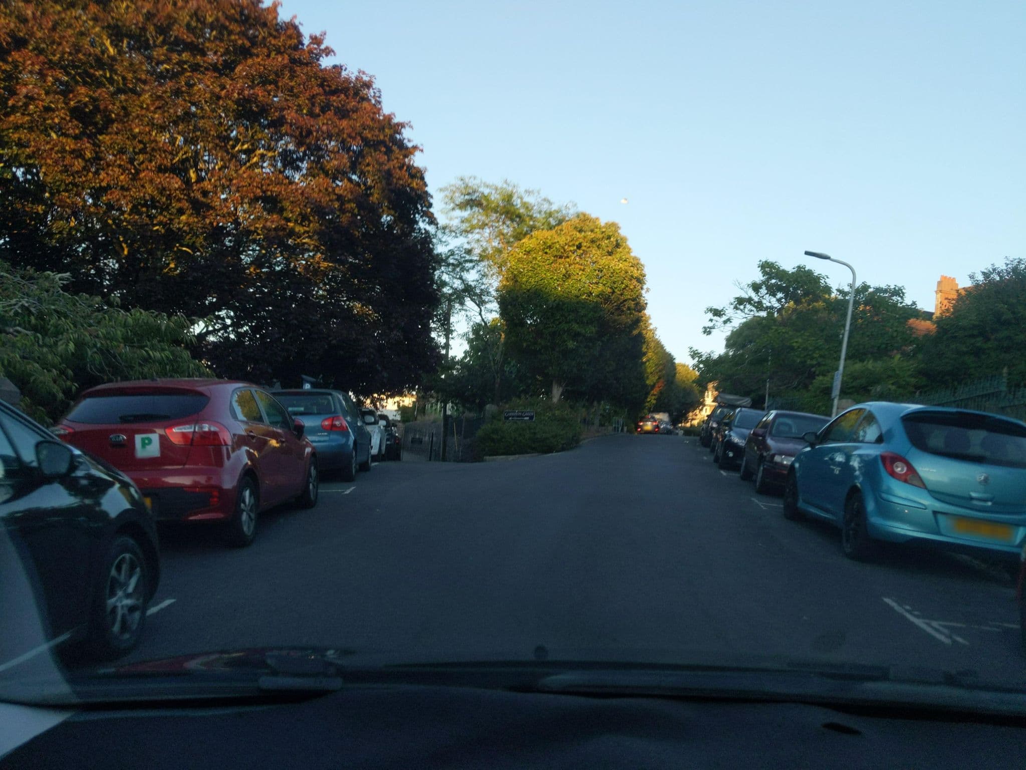Street view near Plymouth Hoe Holiday Apartments, Plymouth — © WaggyDog (CC BY-SA · Mapillary)