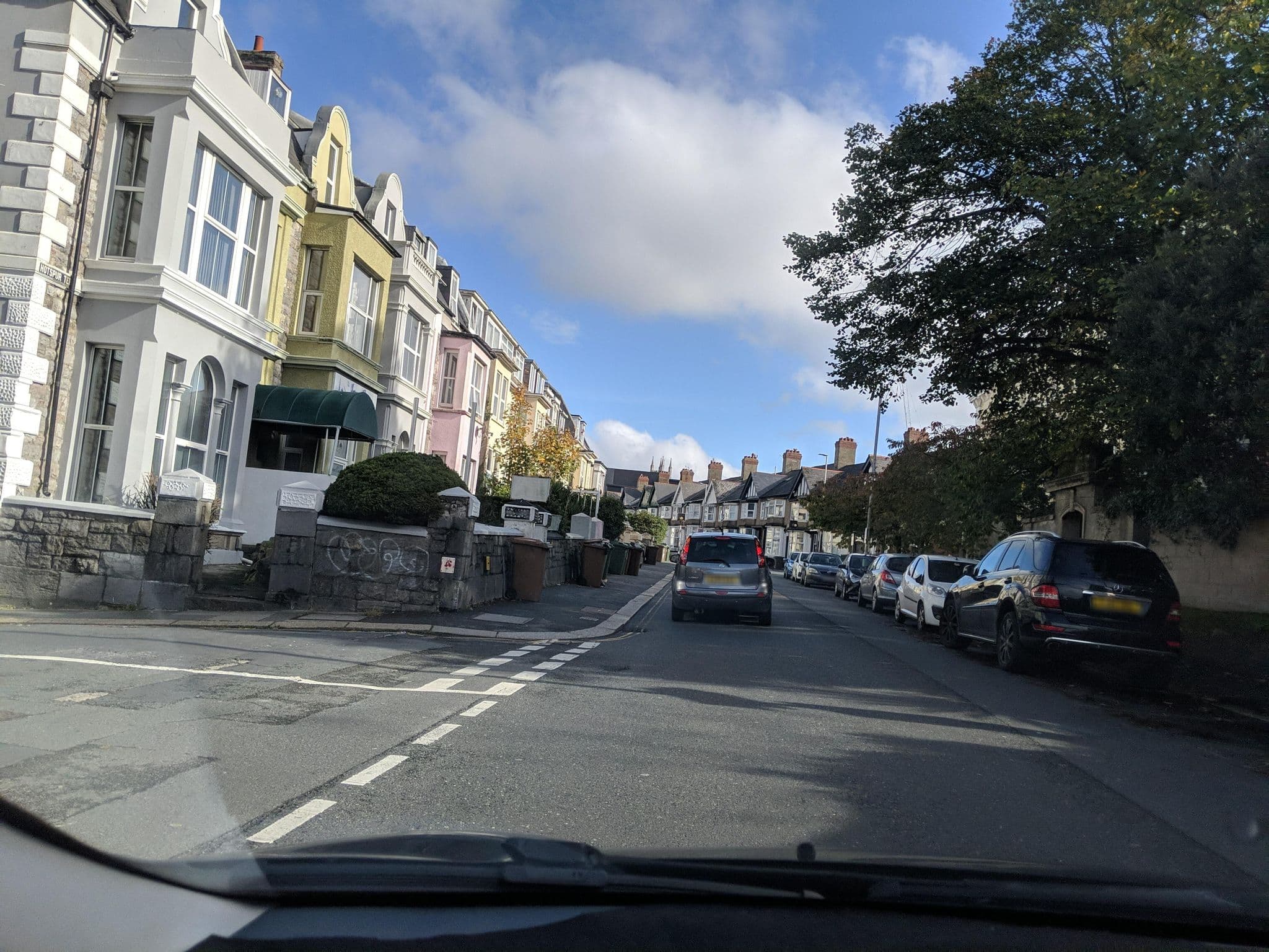 Street view near Hotspur Guest House, Plymouth — © WaggyDog (CC BY-SA · Mapillary)