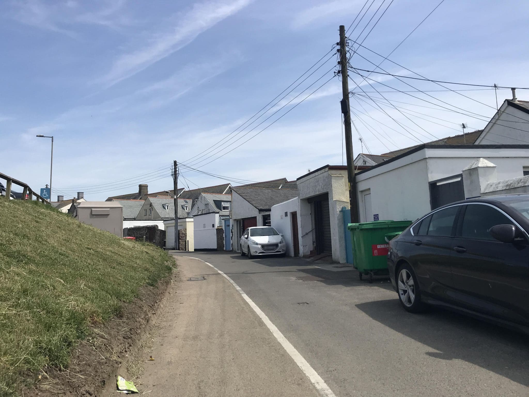 Street view near Jel 04 Limited, Flexbury — © miguel_andrade (CC BY-SA · Mapillary)