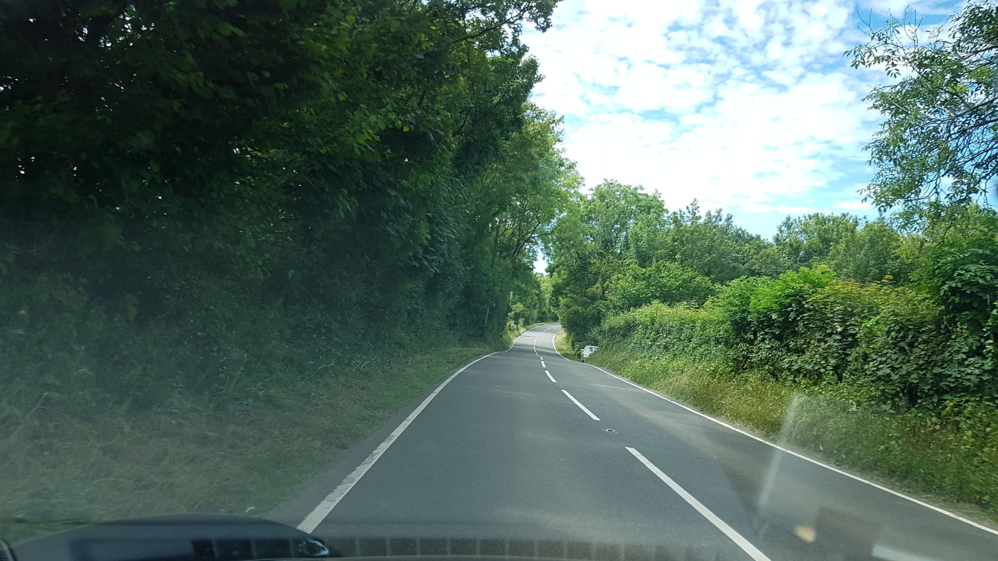 Street view near Springfield Cottages, Narberth — © richardc (CC BY-SA · Mapillary)