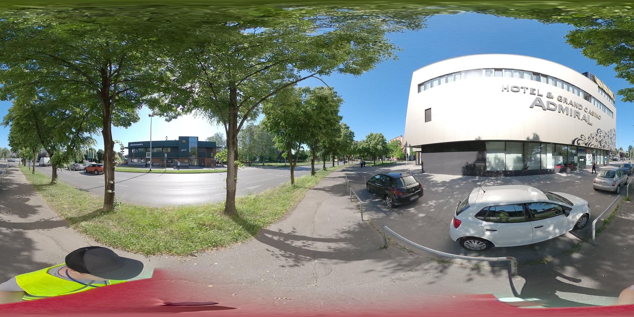 Street view near Hotel Admiral, Jankomir — © geoprem (CC BY-SA · Mapillary)