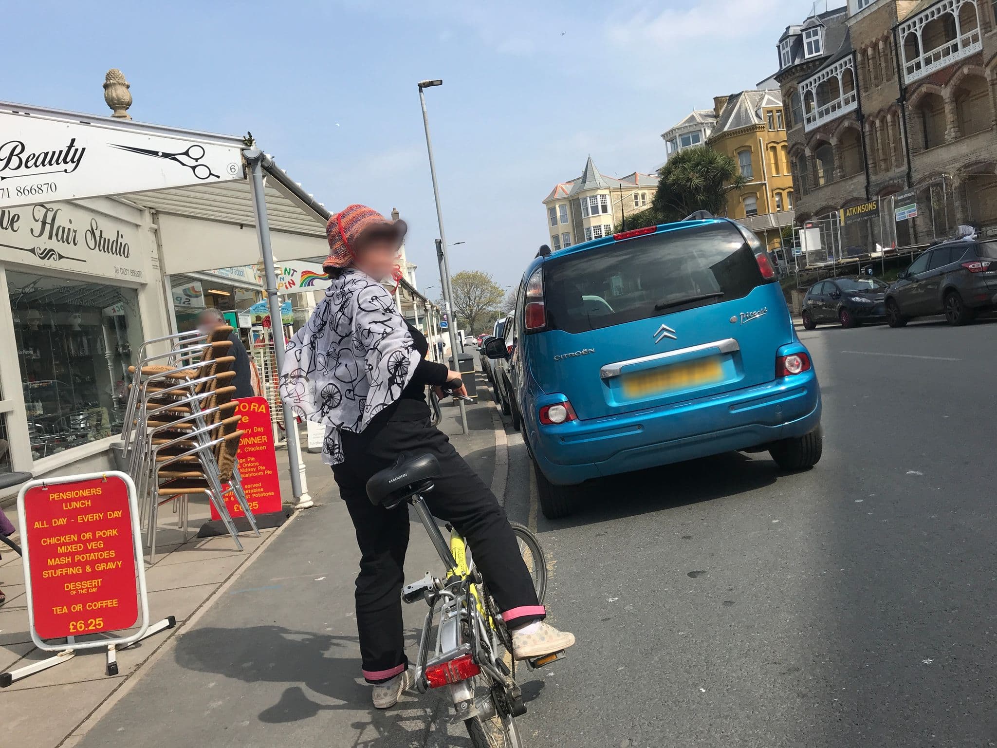 Street view near N Edwards, Ilfracombe — © cyclestreets (CC BY-SA · Mapillary)