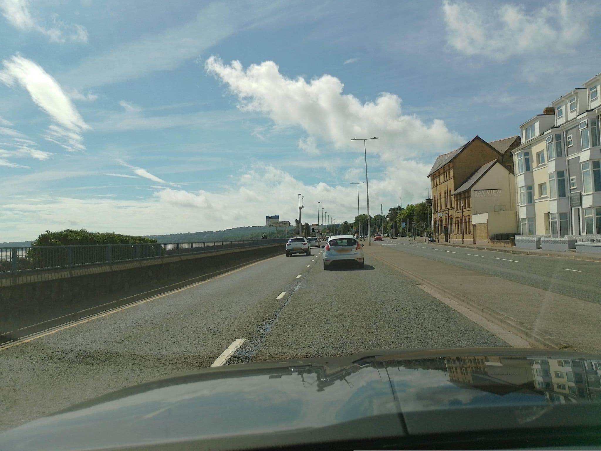 Street view near The Southview Hotel, Swansea — © laye (CC BY-SA · Mapillary)