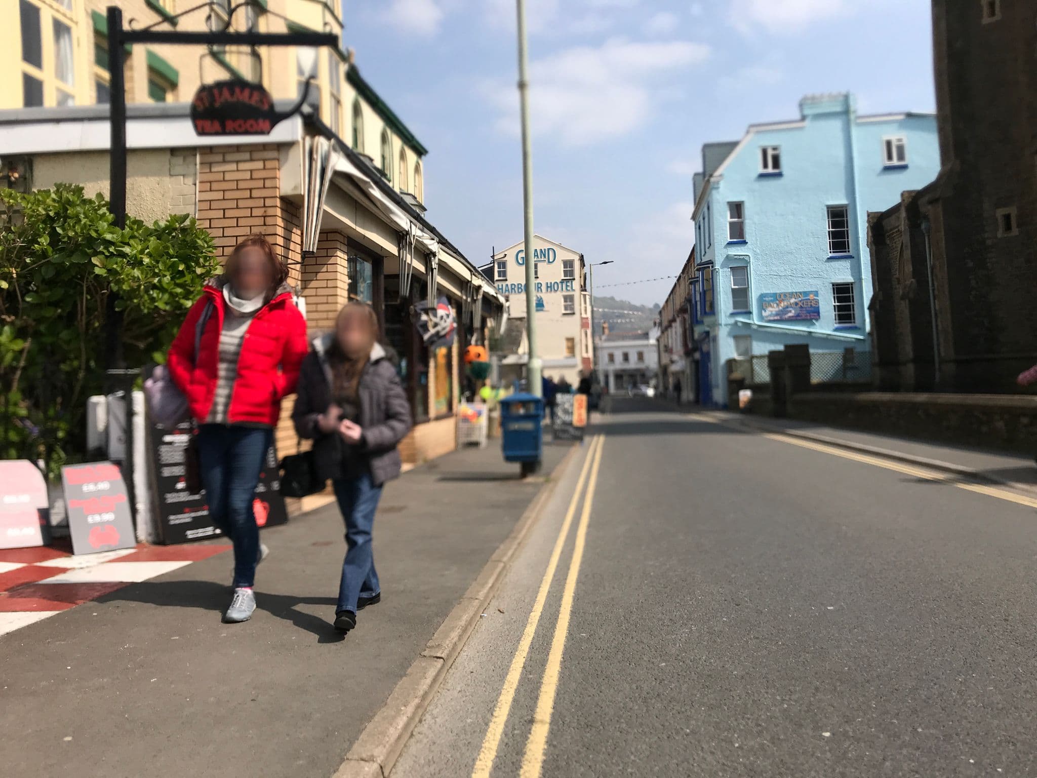 Street view near Avalon, Ilfracombe — © cyclestreets (CC BY-SA · Mapillary)