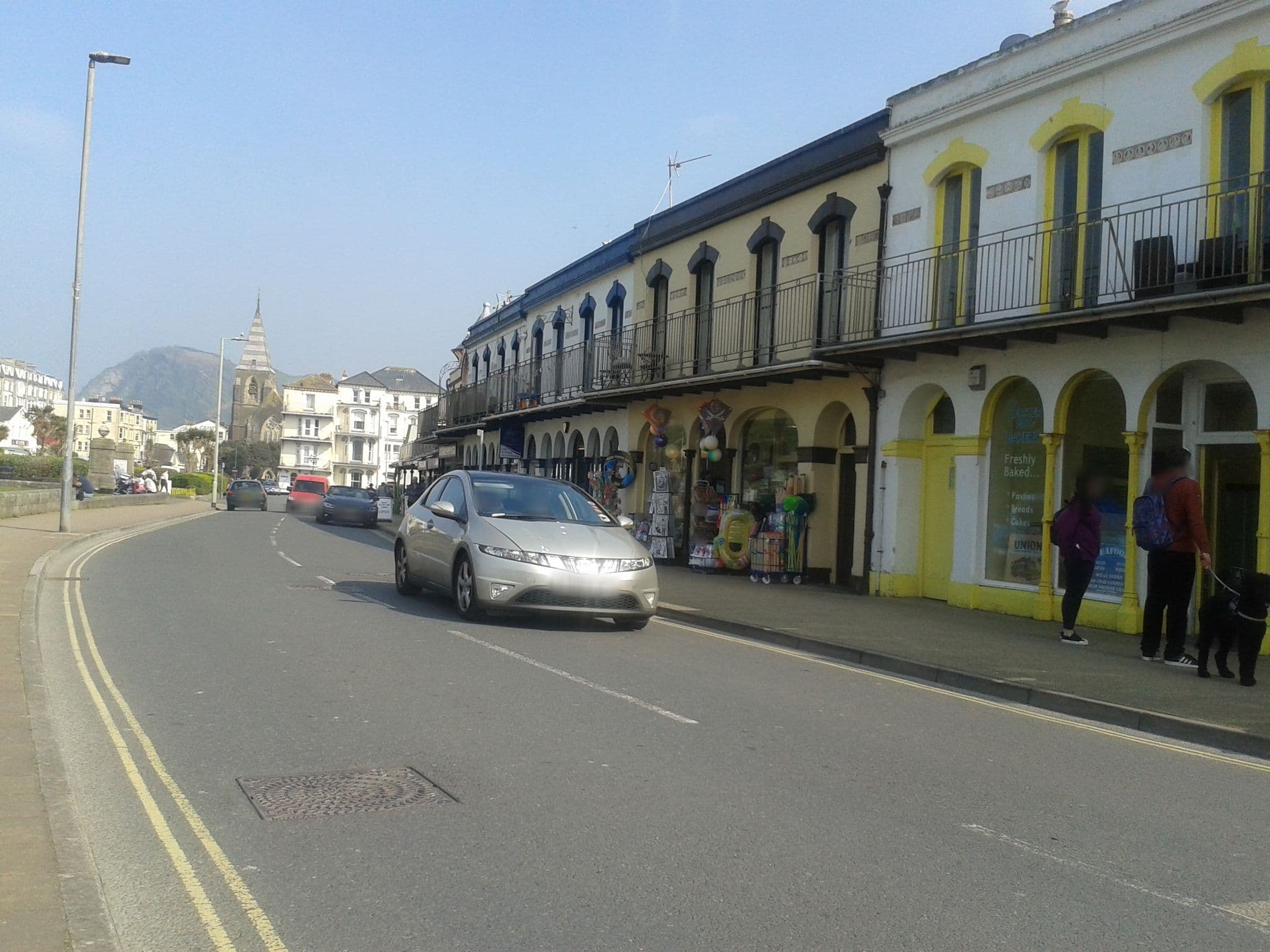 Street view near The Bluebird Hotel, Ilfracombe — © cyclestreets (CC BY-SA · Mapillary)