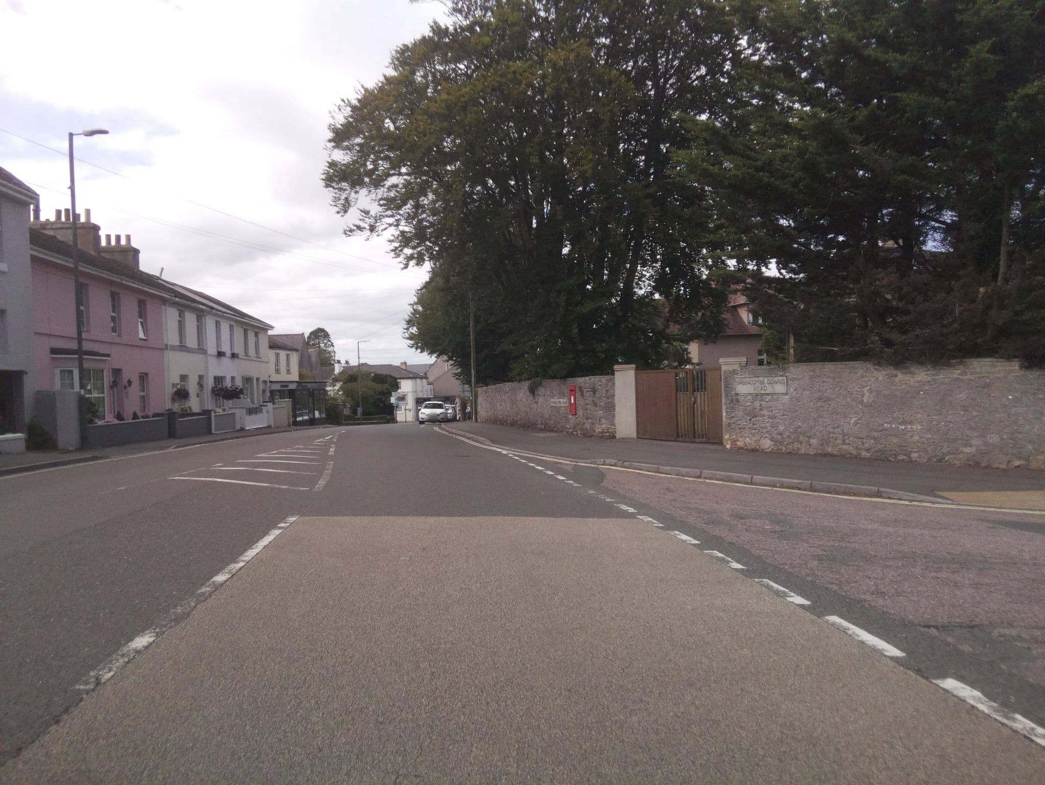 Street view near Rose Court Holiday Apartments, Torquay — © southglos (CC BY-SA · Mapillary)