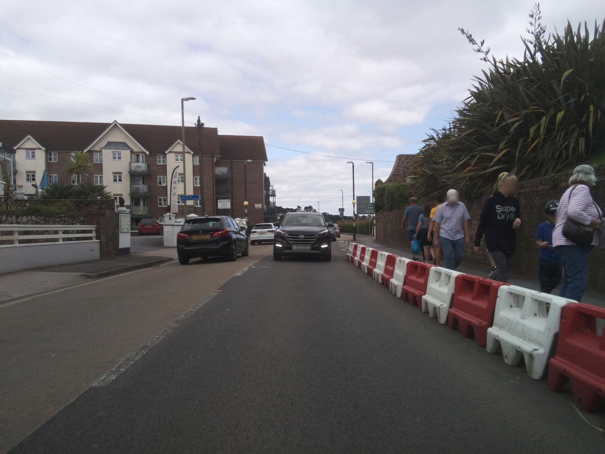 Street view near Julie Court Apartments, Paignton — © southglos (CC BY-SA · Mapillary)