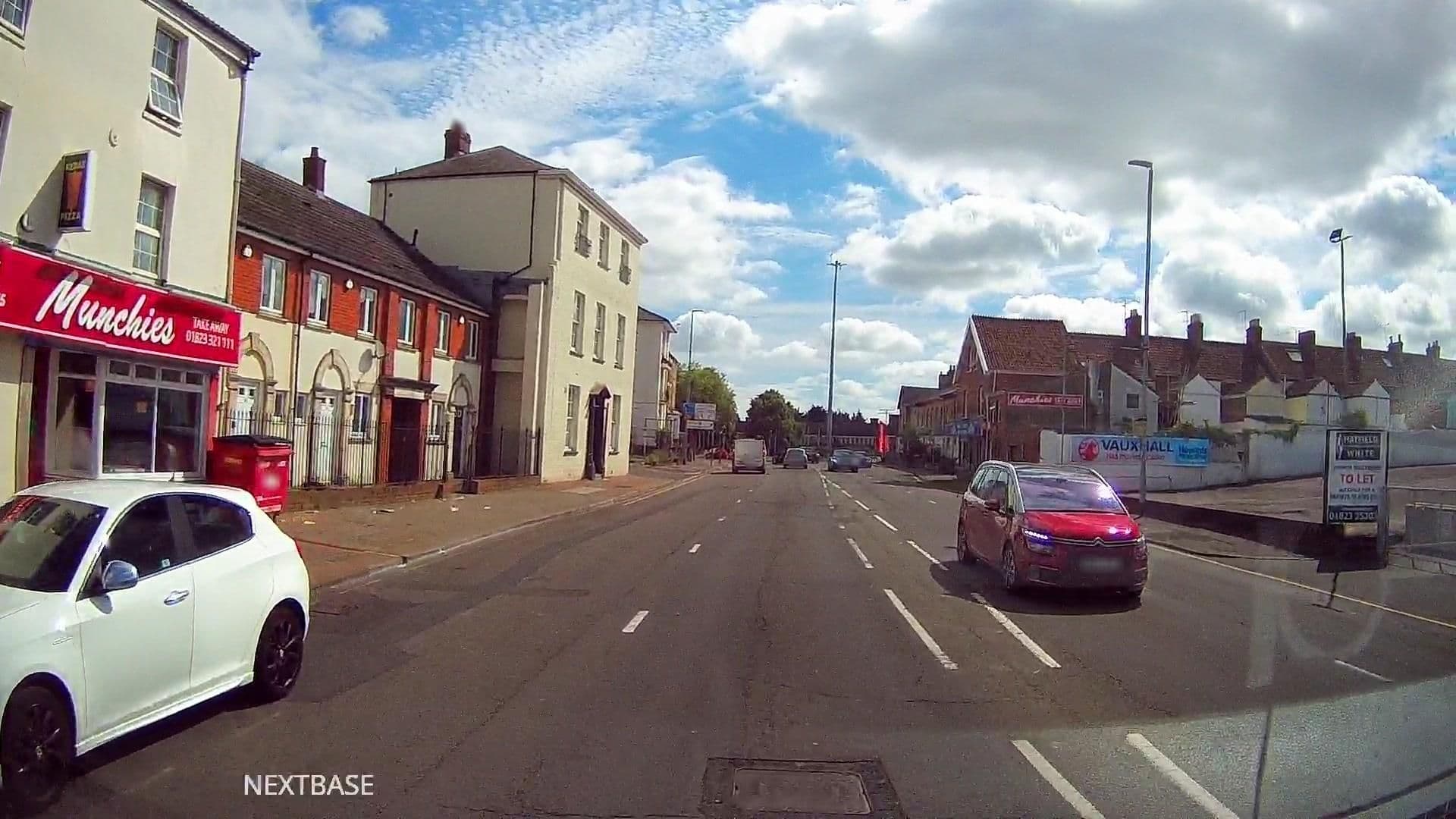 Street view near Lindley House Hostel, Taunton — © ukchris (CC BY-SA · Mapillary)