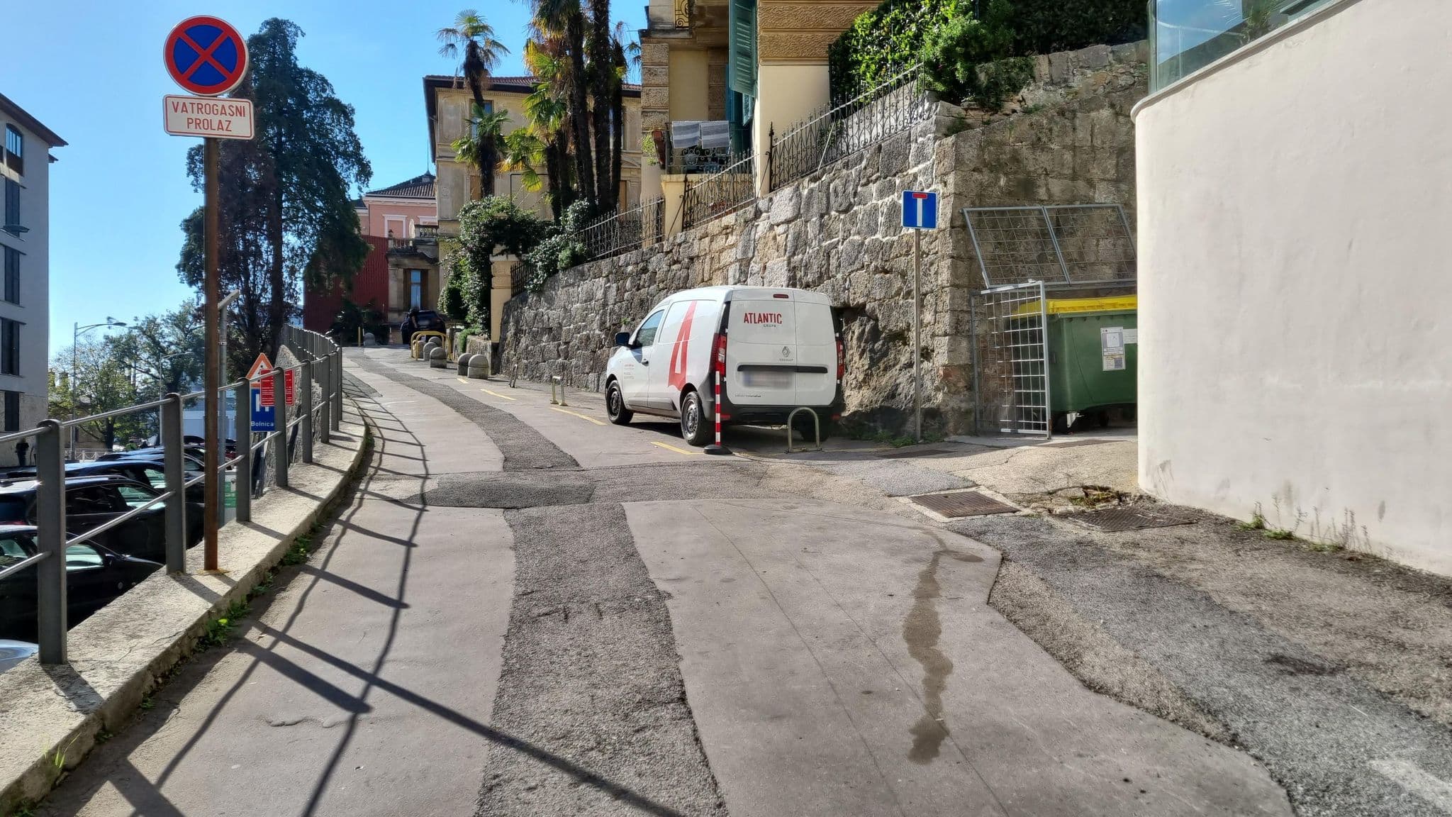 Street view near Lungomare, Opatija — © janjko (CC BY-SA · Mapillary)