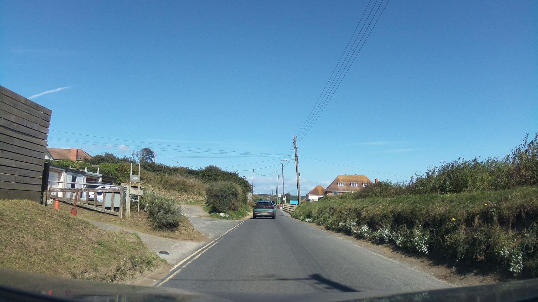 Street view near Seaside Bungalow Brean, Weston-super-Mare — © southglos (CC BY-SA · Mapillary)