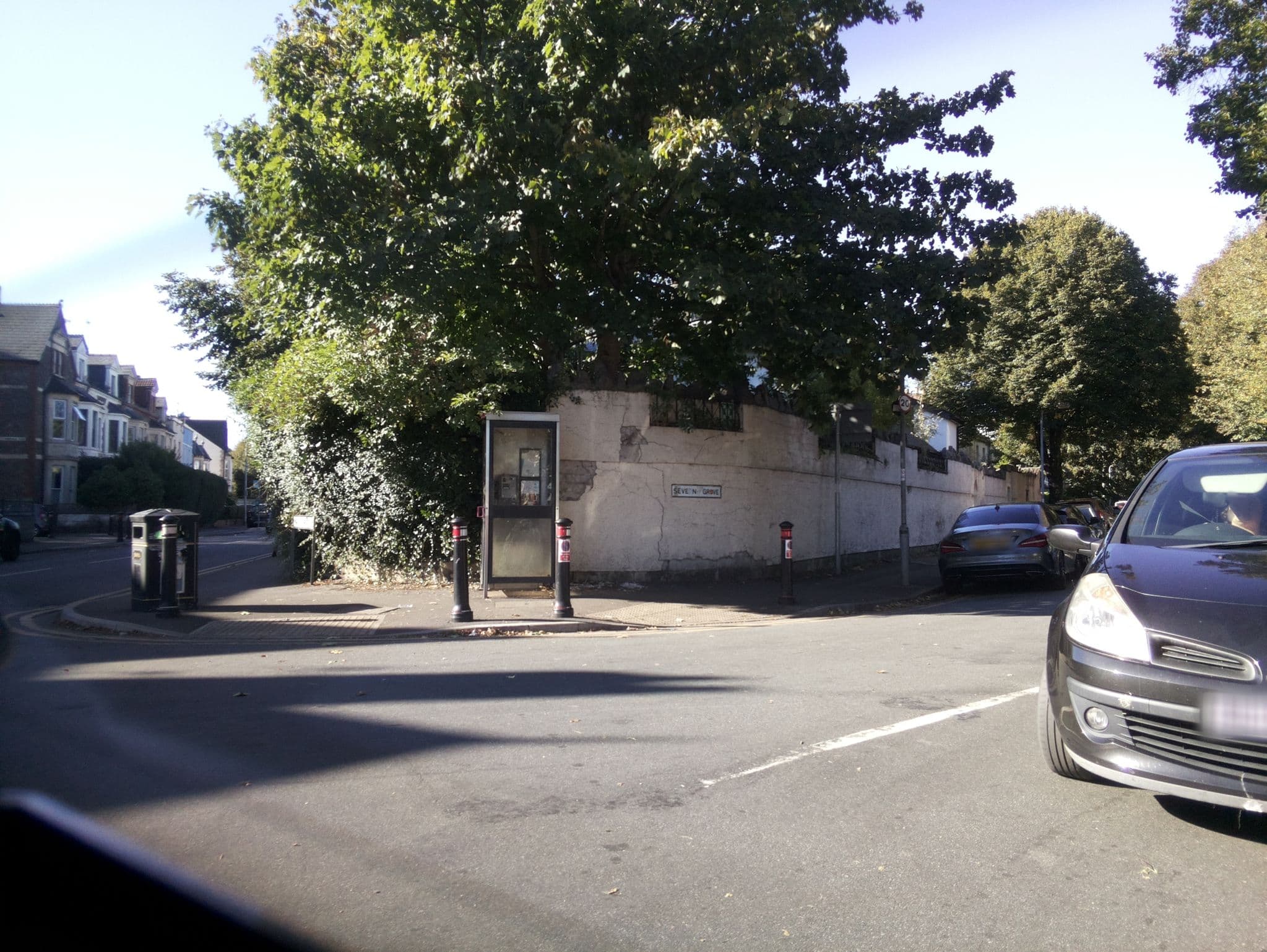 Street view near Maison Galles Caerdydd, Cardiff — © southglos (CC BY-SA · Mapillary)