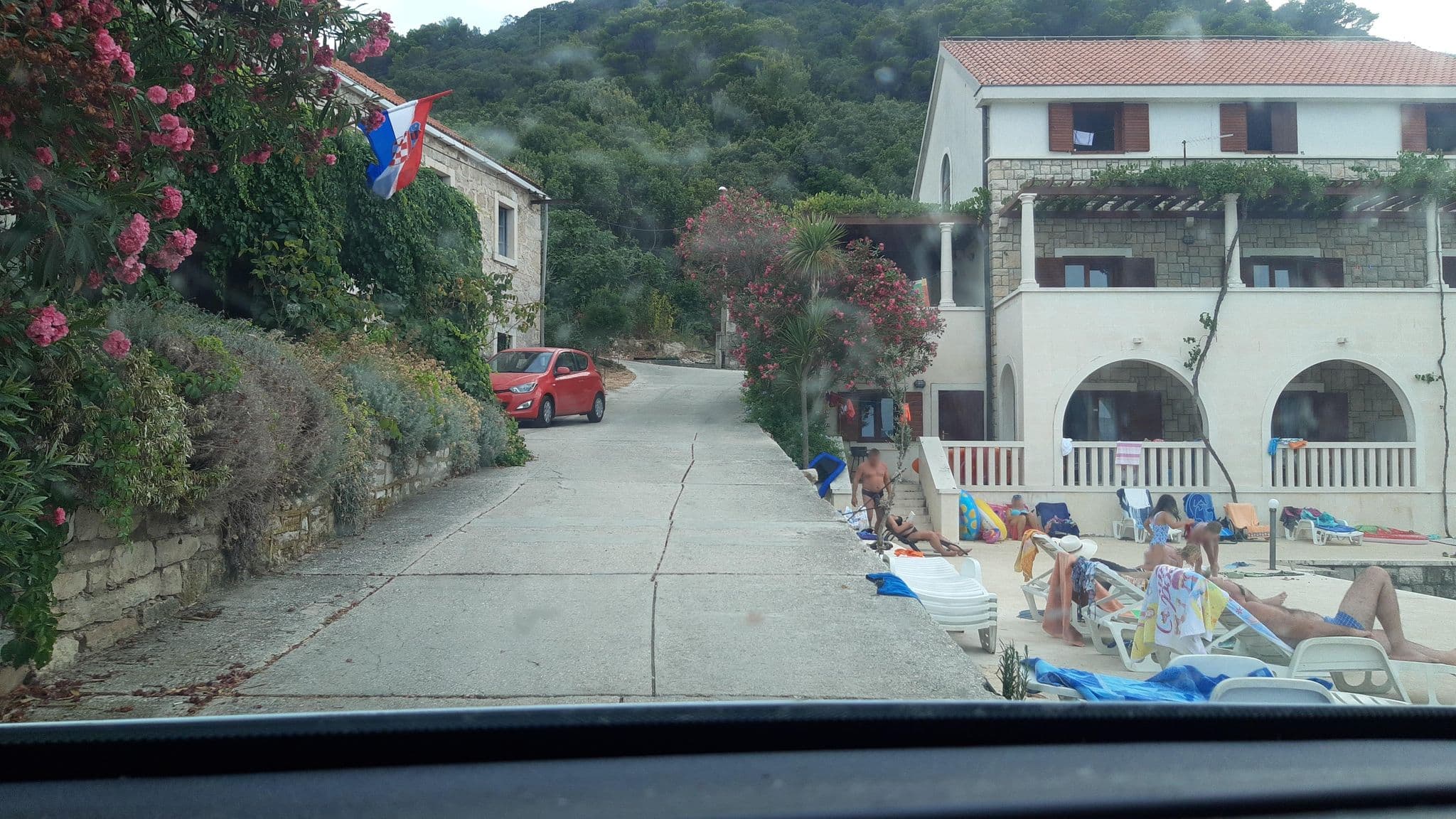 Street view near Pansion Hazdovac, Opuzen — © veverica21 (CC BY-SA · Mapillary)