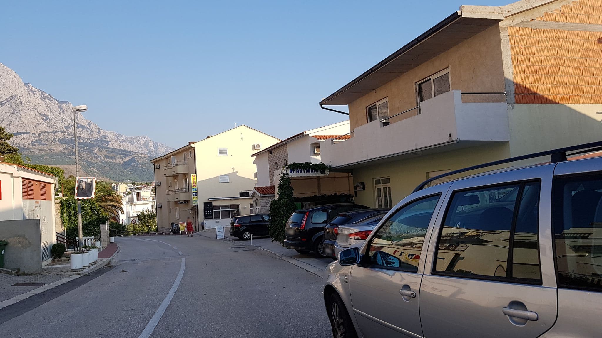 Street view near Apartman Bruno Leko, Baška Voda — © mcadam (CC BY-SA · Mapillary)