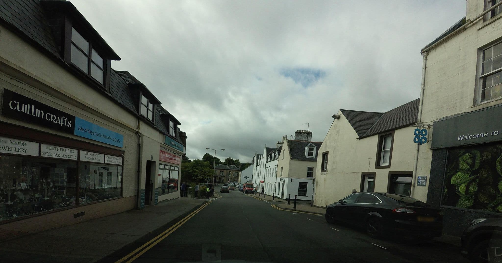 Street view near Old Pier Cottage, Portree — © hobgoblin (CC BY-SA · Mapillary)