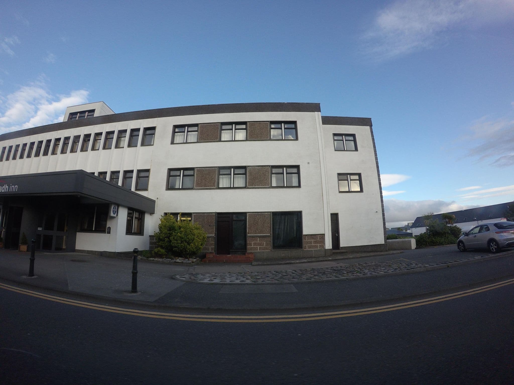 Street view near Afrin, Roderick, Stornoway — © hobgoblin (CC BY-SA · Mapillary)