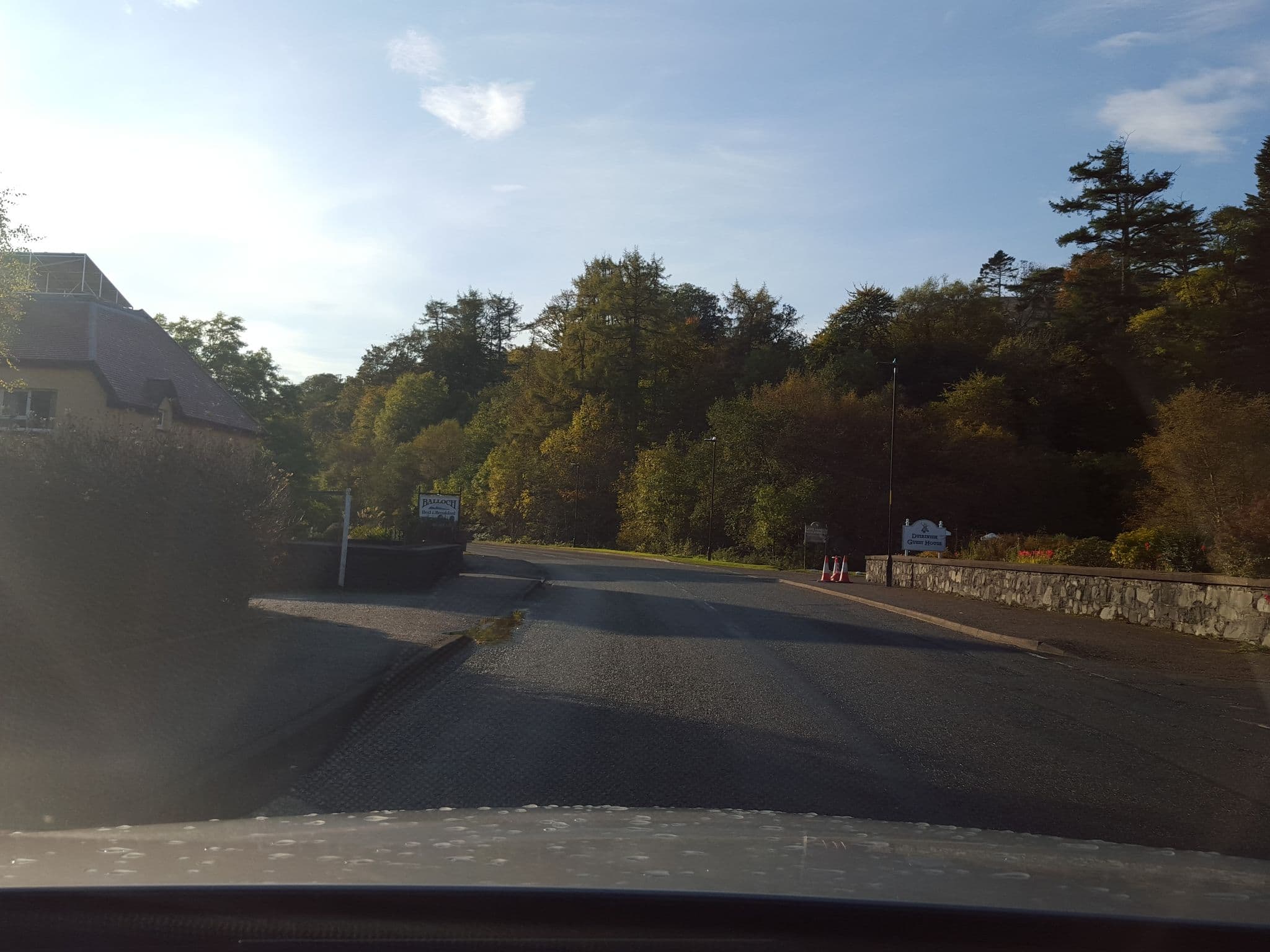 Street view near Duirinish Guest House, Portree — © kevo (CC BY-SA · Mapillary)
