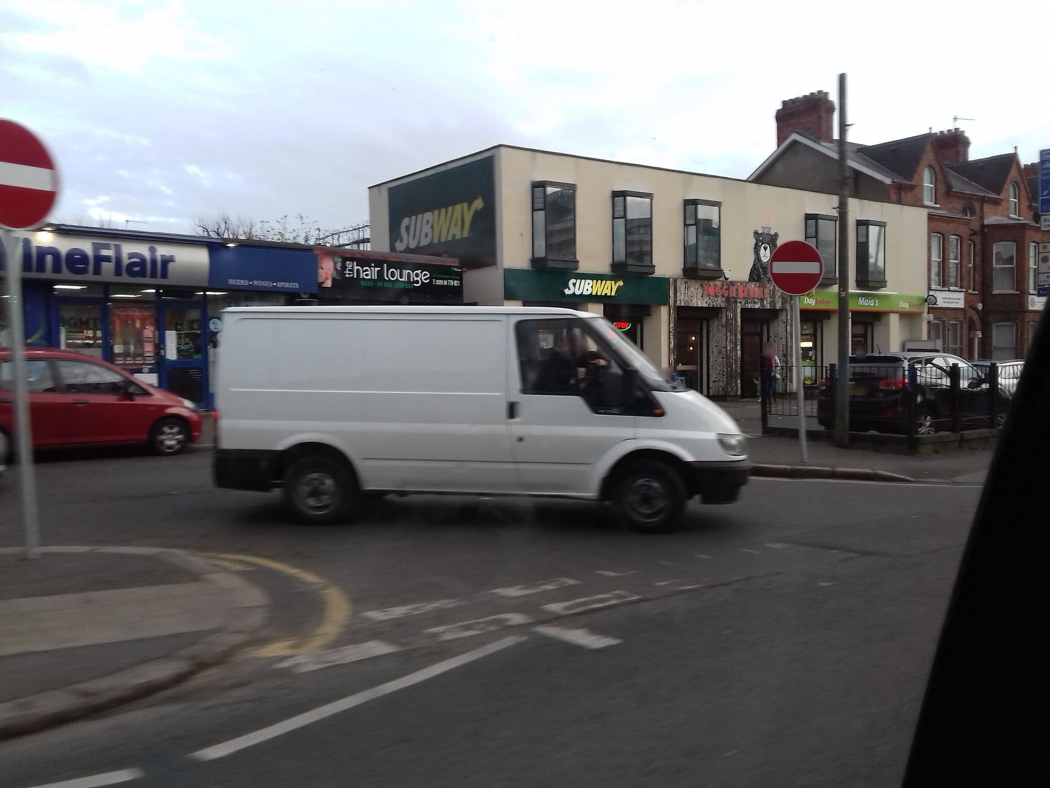 Street view near W J Thompson House, Belfast — © debigc (CC BY-SA · Mapillary)