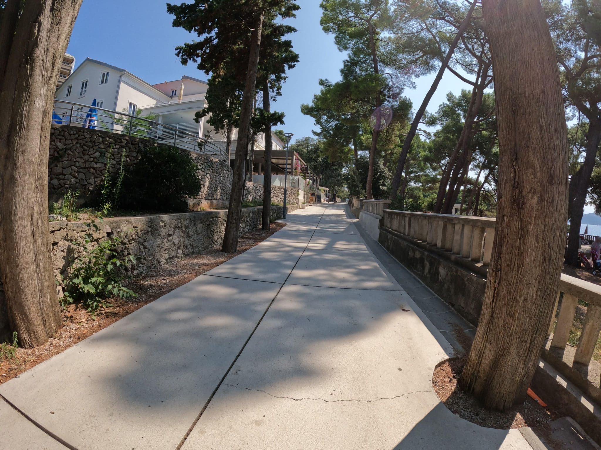 Street view near Bor, Krk — © erias (CC BY-SA · Mapillary)