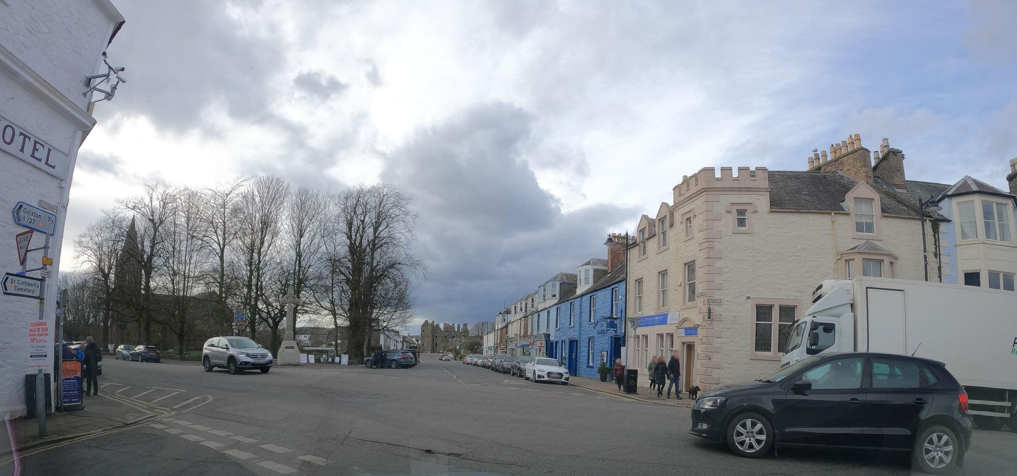 Street view near The Royal Hotel, Kirkcudbright — © hobgoblin (CC BY-SA · Mapillary)