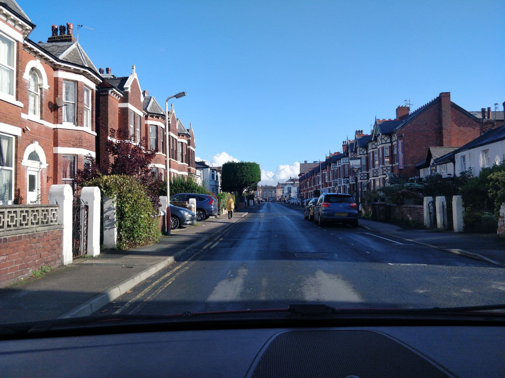 Street view near The Lyndhurst Guest House, Southport — © davidsong (CC BY-SA · Mapillary)