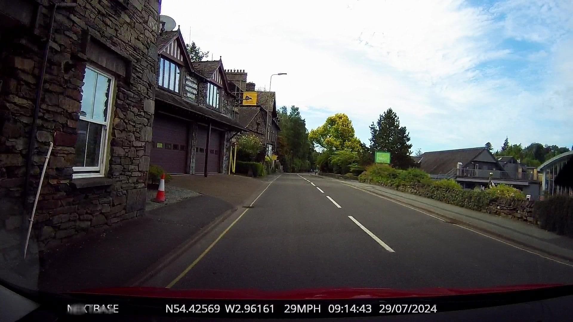 Street view near Lyndale Guest House, Ambleside — © OrangeHurst97 (CC BY-SA · Mapillary)