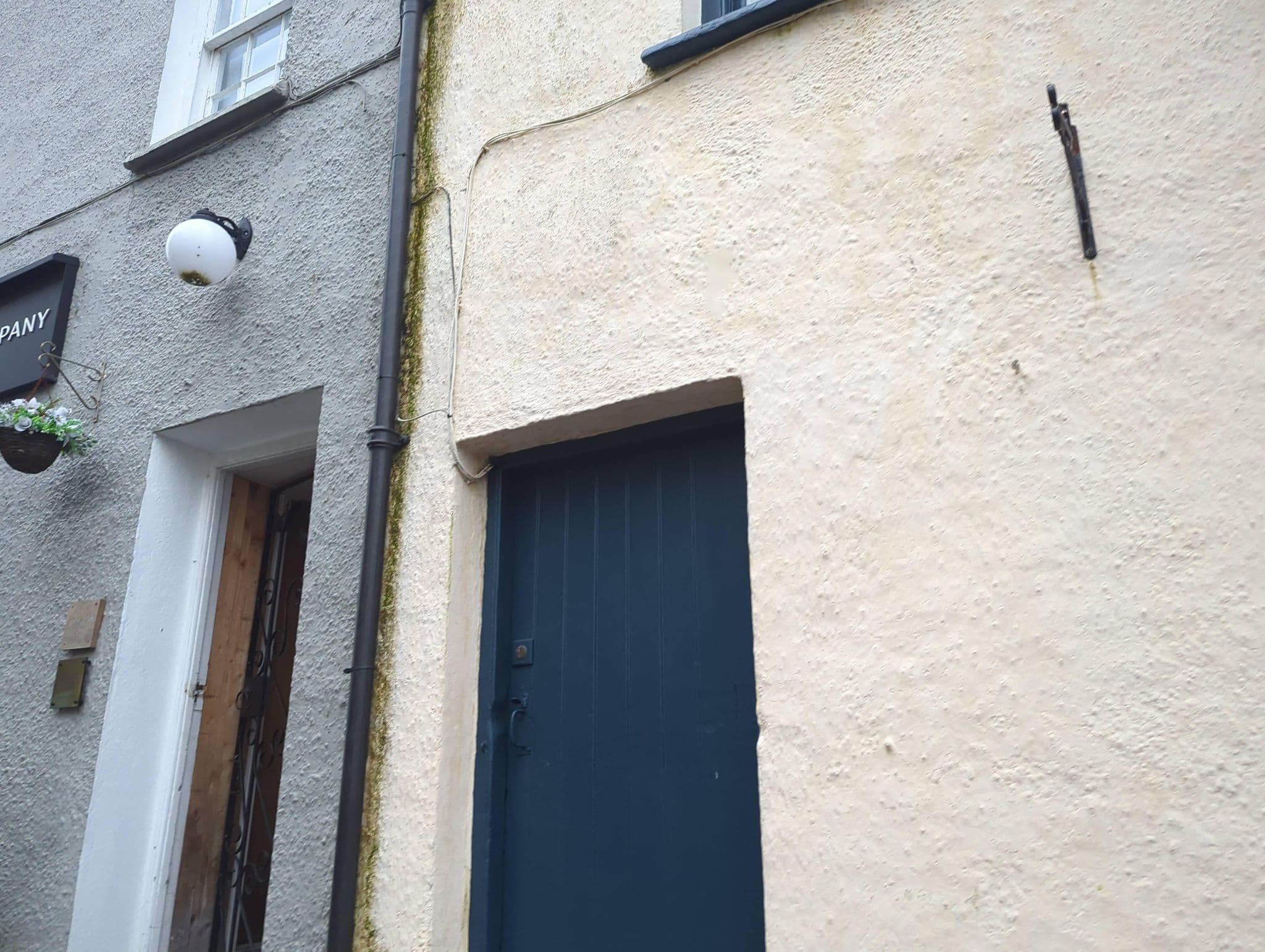 Street view near Kings Arms Hotel, Windermere — © IpswichEdits (CC BY-SA · Mapillary)