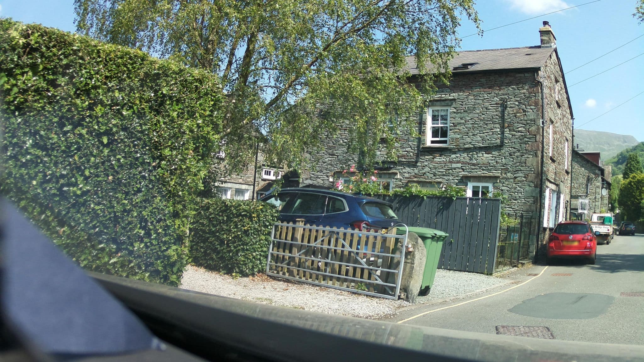 Street view near Asara Longsyke, Ambleside — © southglos (CC BY-SA · Mapillary)