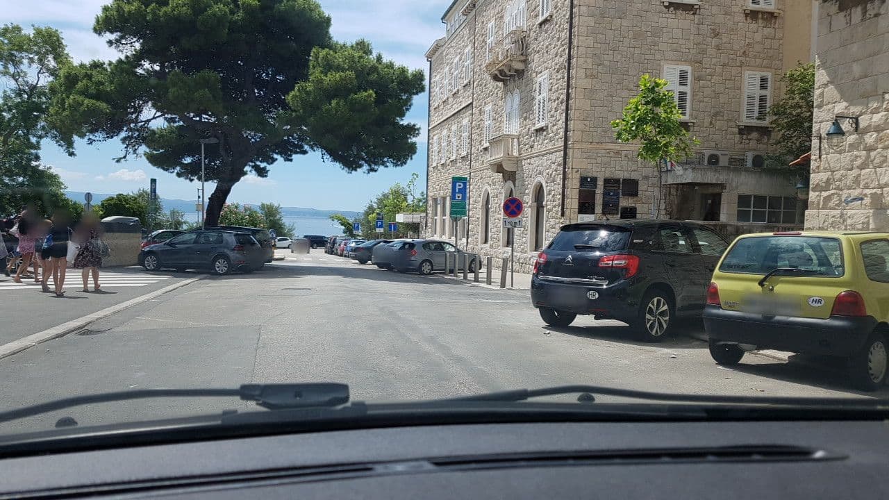 Street view near Briig Boutique Hotel, Split — © mik007 (CC BY-SA · Mapillary)