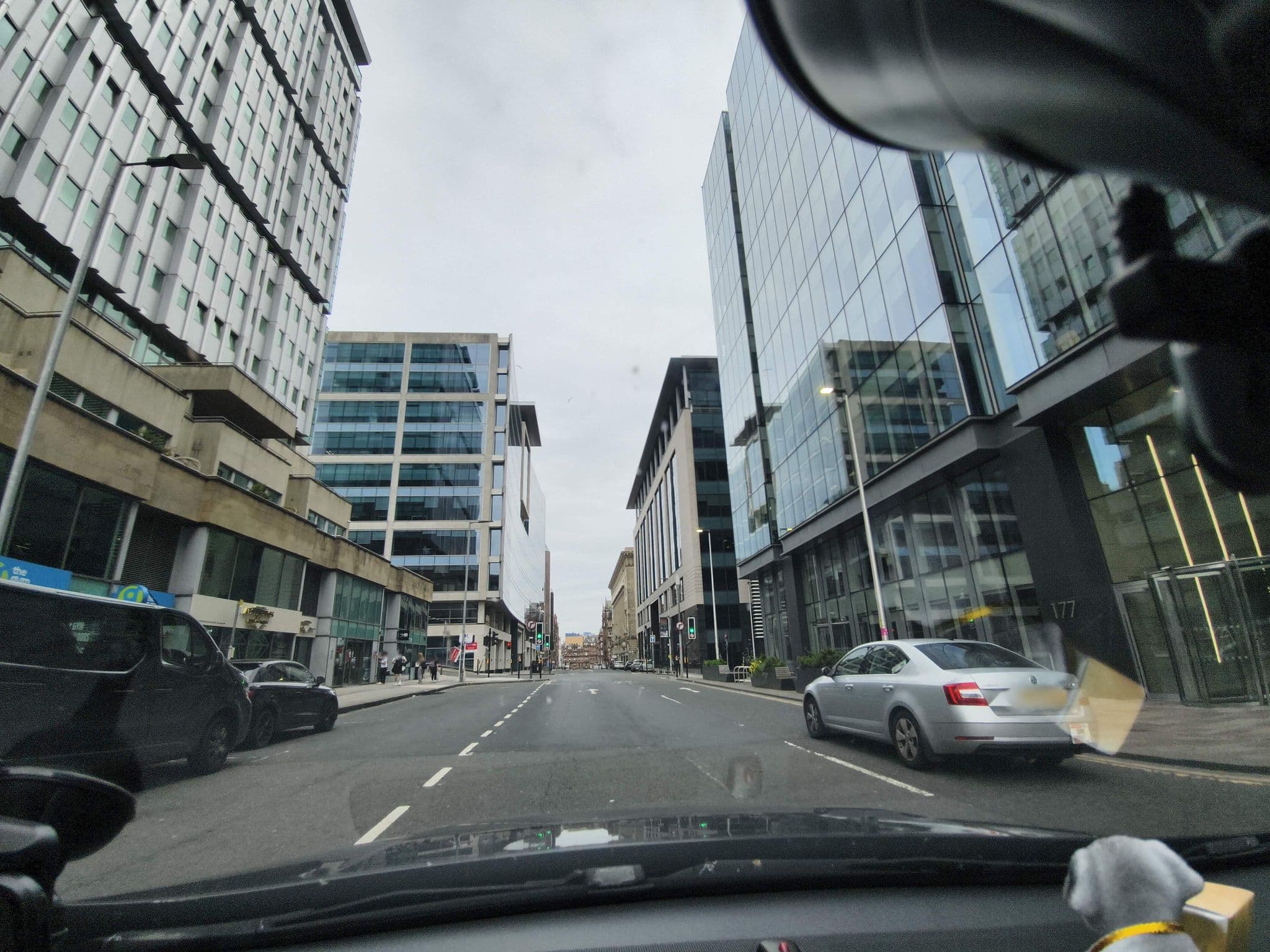 Street view near The Spires Serviced Suites, Glasgow — © xdTAGCLAN (CC BY-SA · Mapillary)