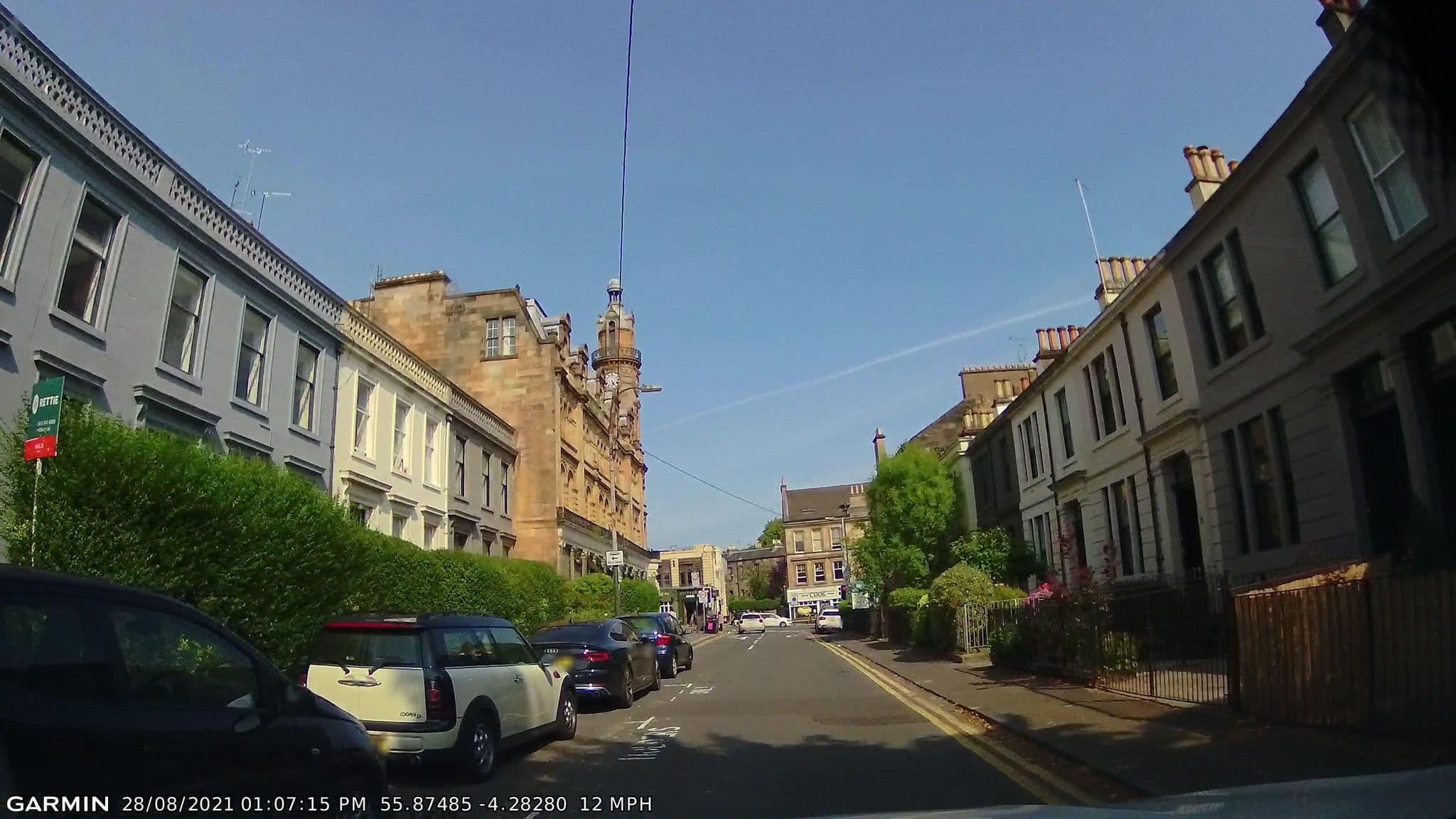 Street view near Inveroak Guest House, Glasgow — © gmc (CC BY-SA · Mapillary)