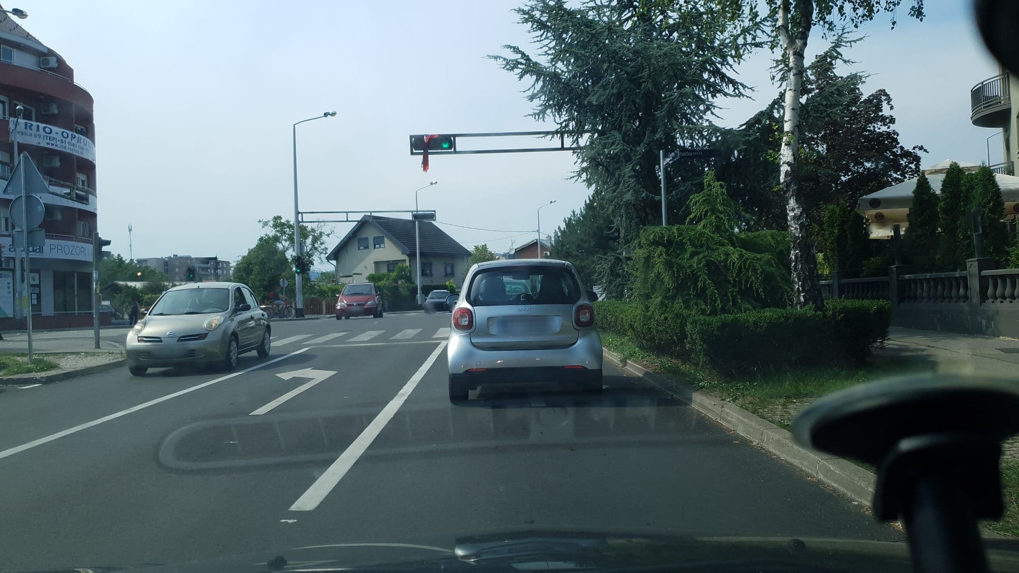 Street view near Hotel Vienna, Jankomir — © mik007 (CC BY-SA · Mapillary)