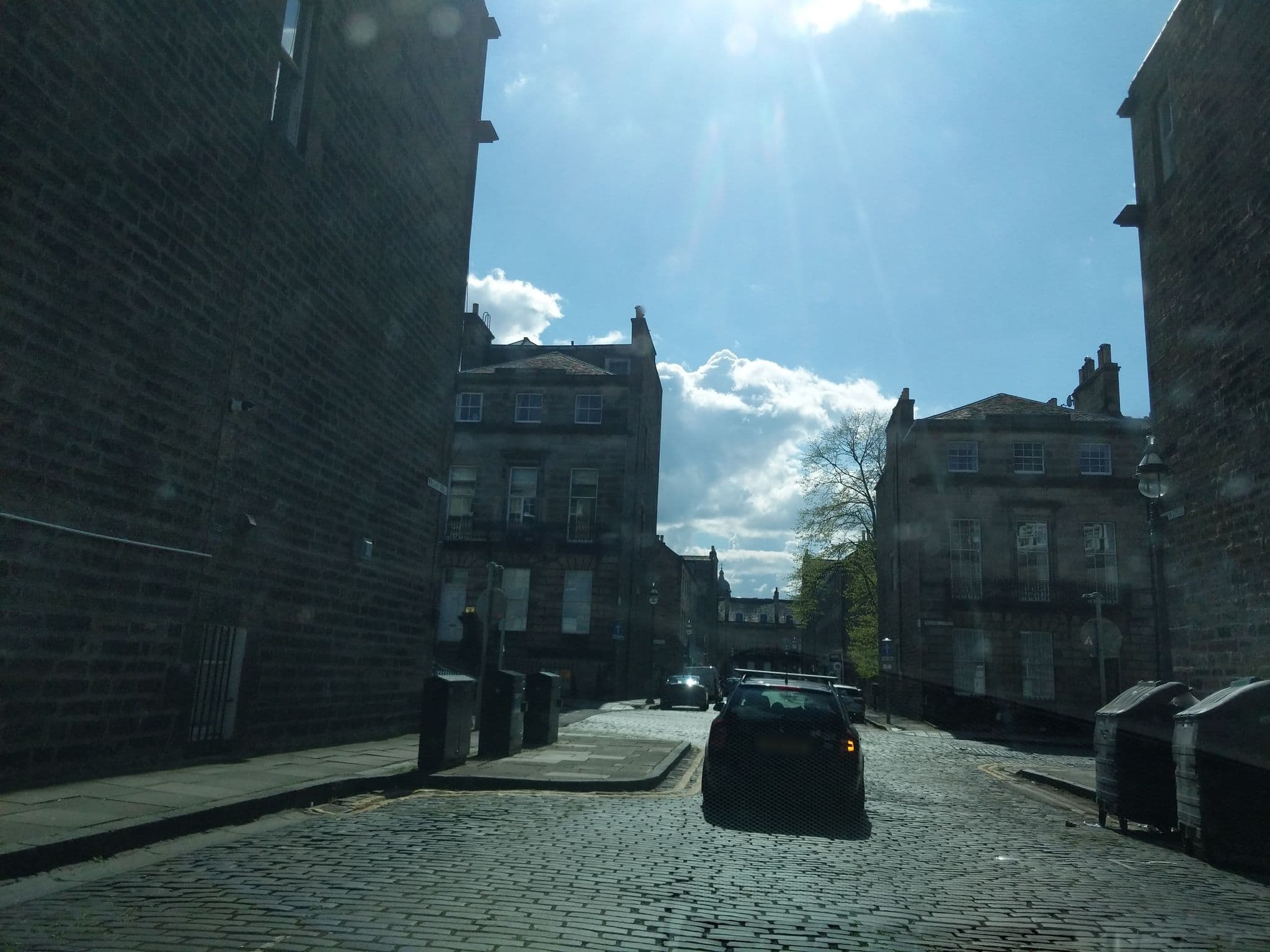 Street view near Moorfield House Hotel Limited, Edinburgh — © ccbb7766 (CC BY-SA · Mapillary)