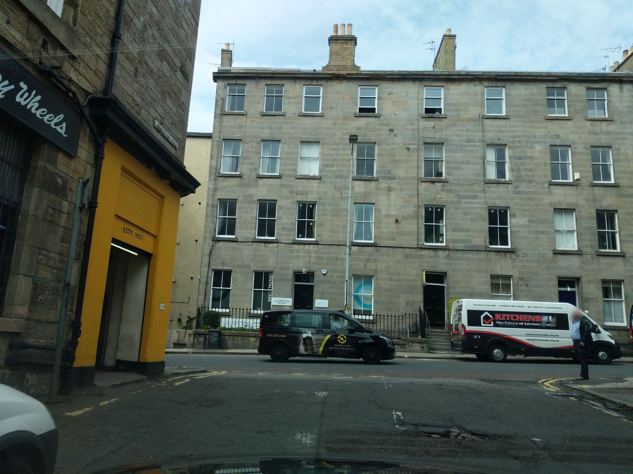Street view near Edinburgh City Hotel, Edinburgh — © ccbb7766 (CC BY-SA · Mapillary)